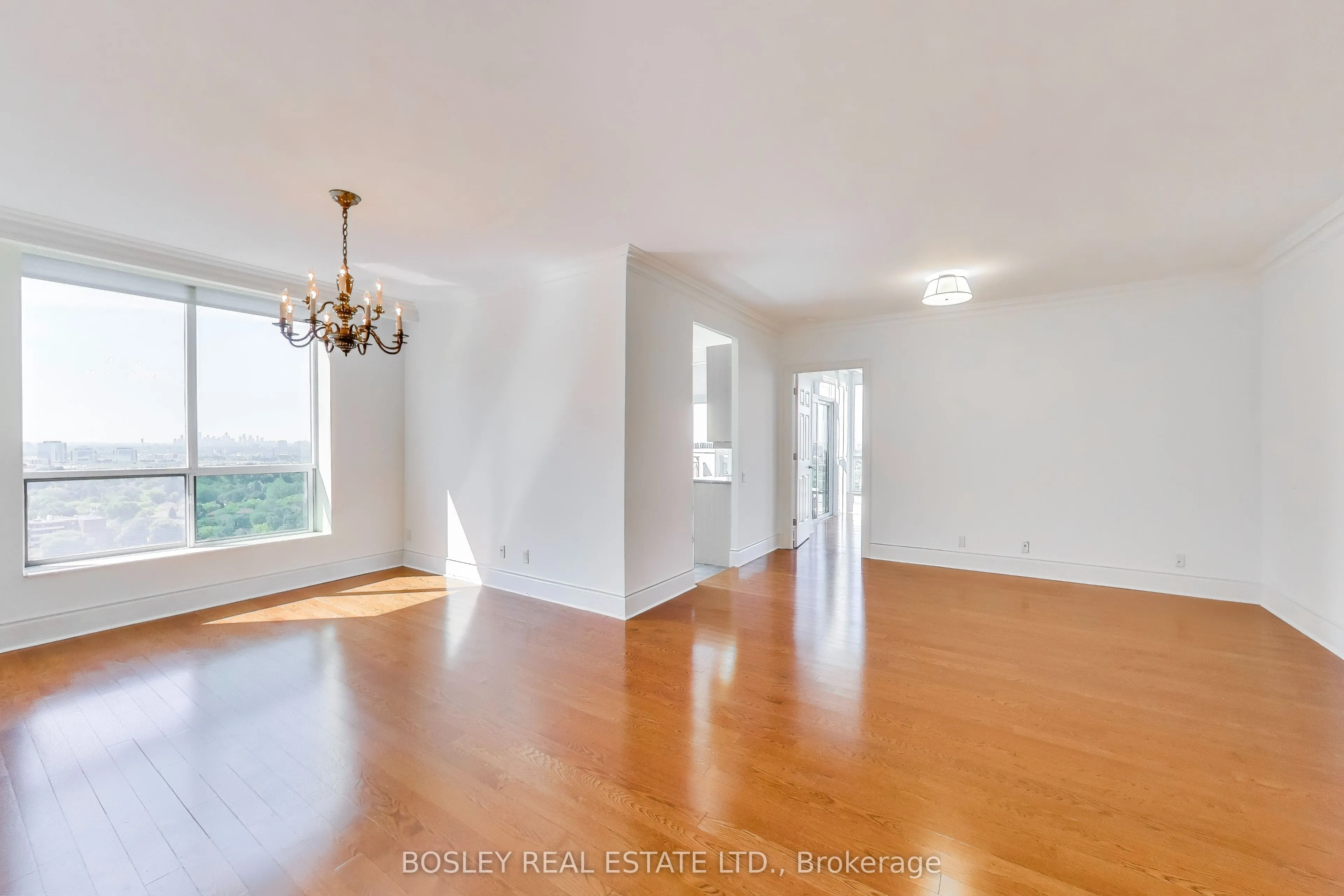 5229 Dundas Street W, #PH03