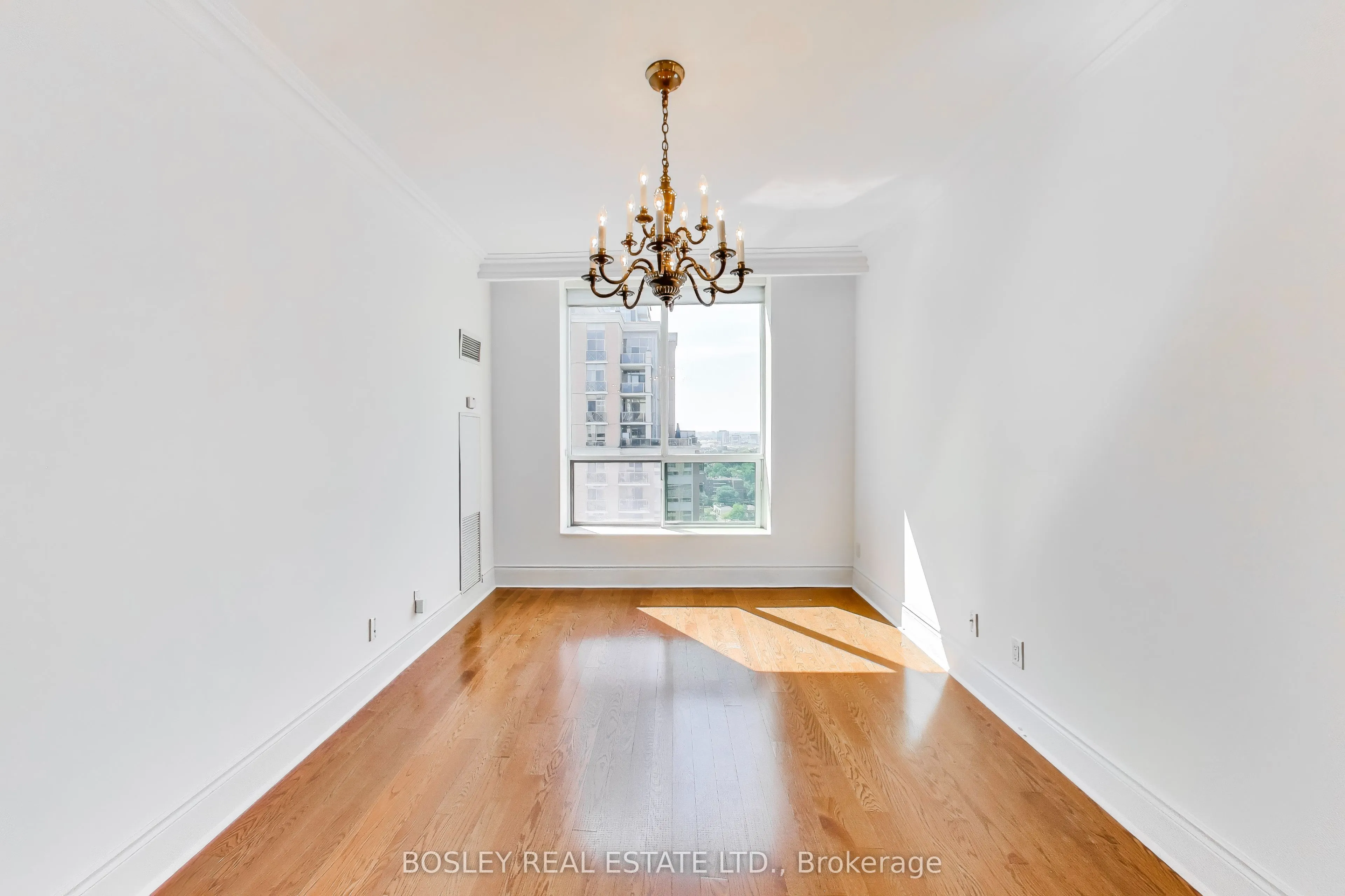 5229 Dundas Street W, #PH03