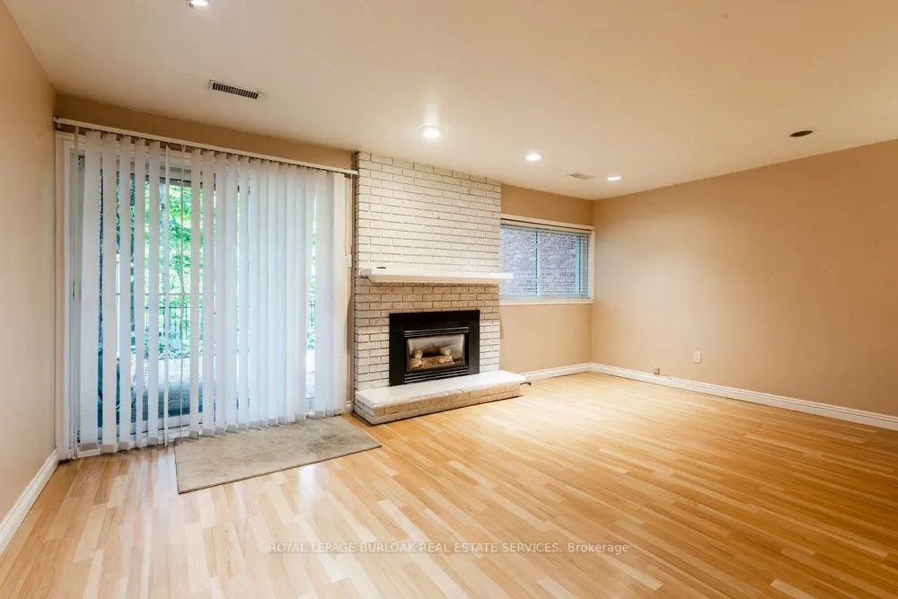 1556 Kern's Road, #3