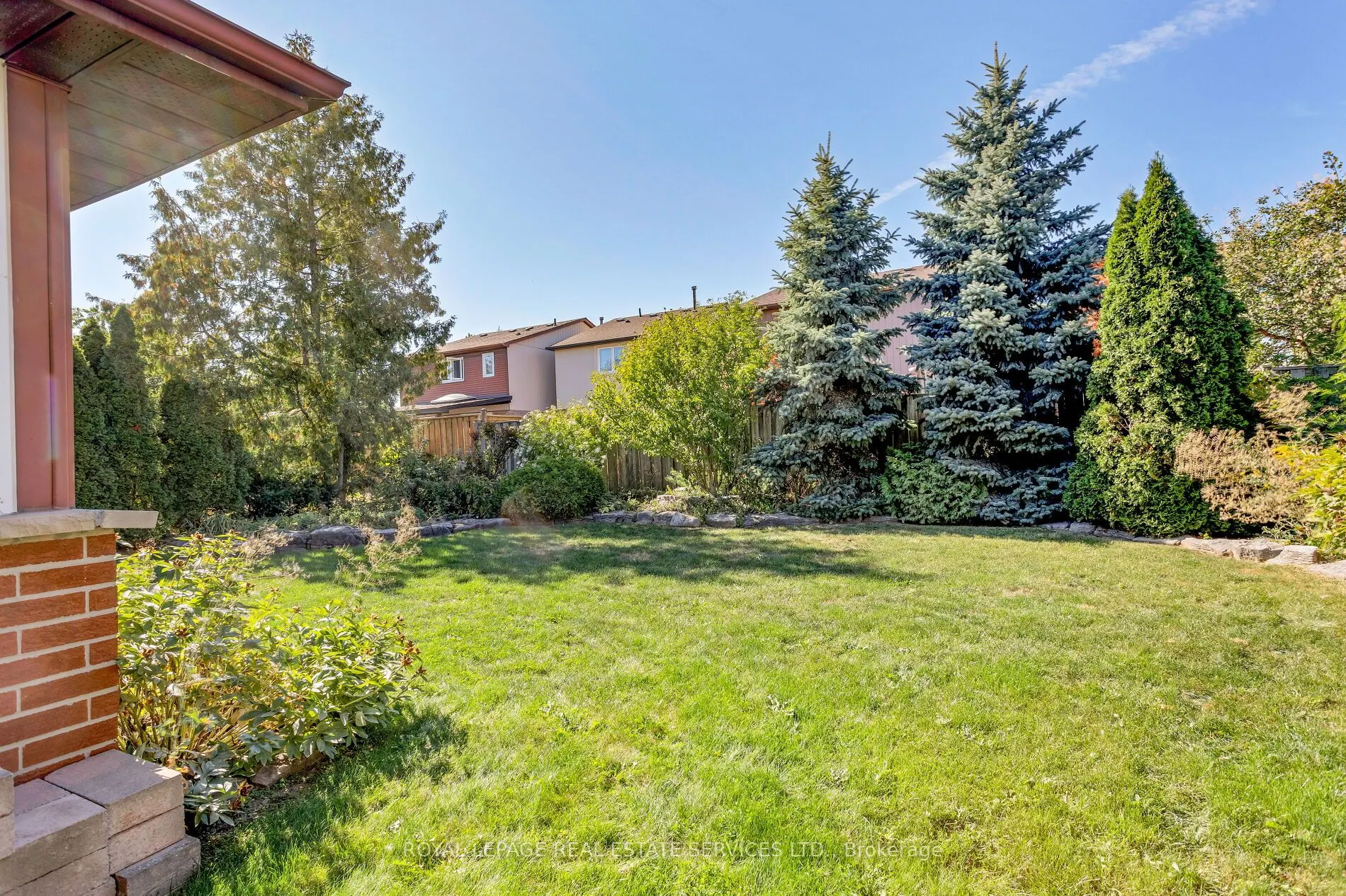 804 Willowbank Trail
