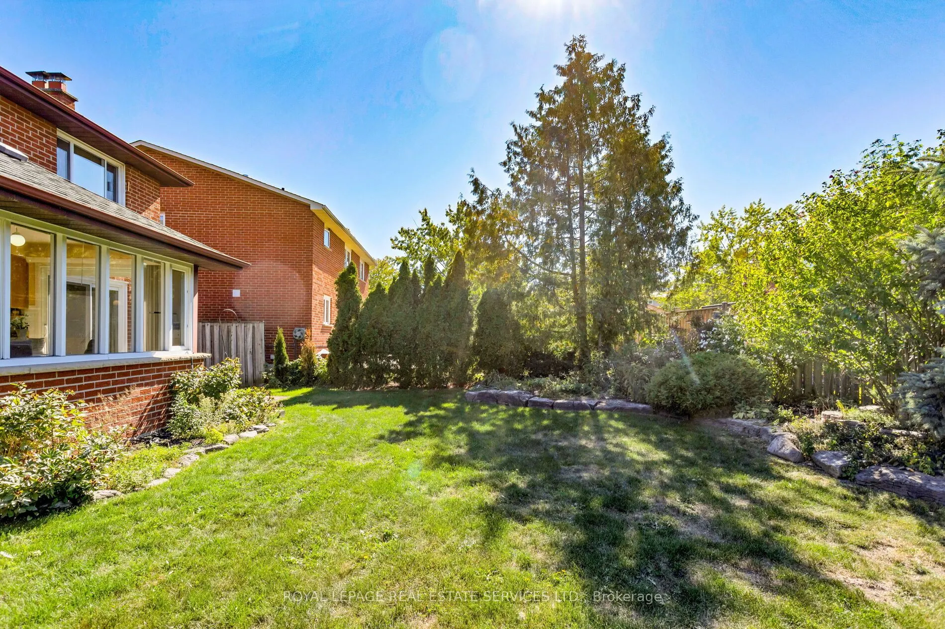 804 Willowbank Trail