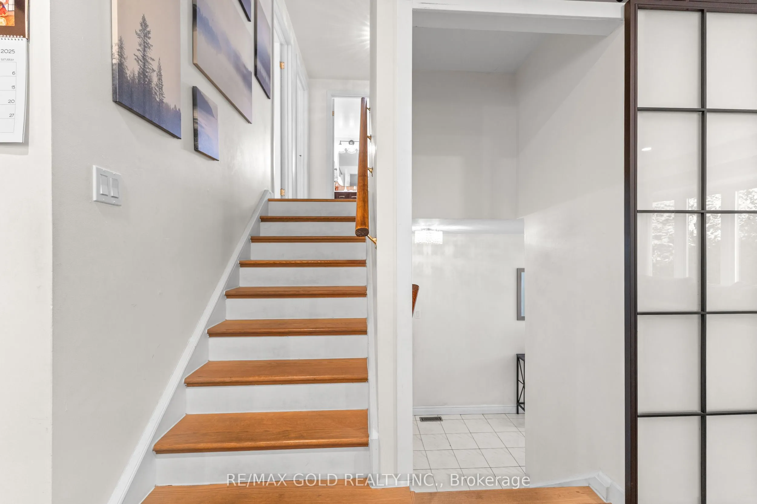 1 Greenbriar Road