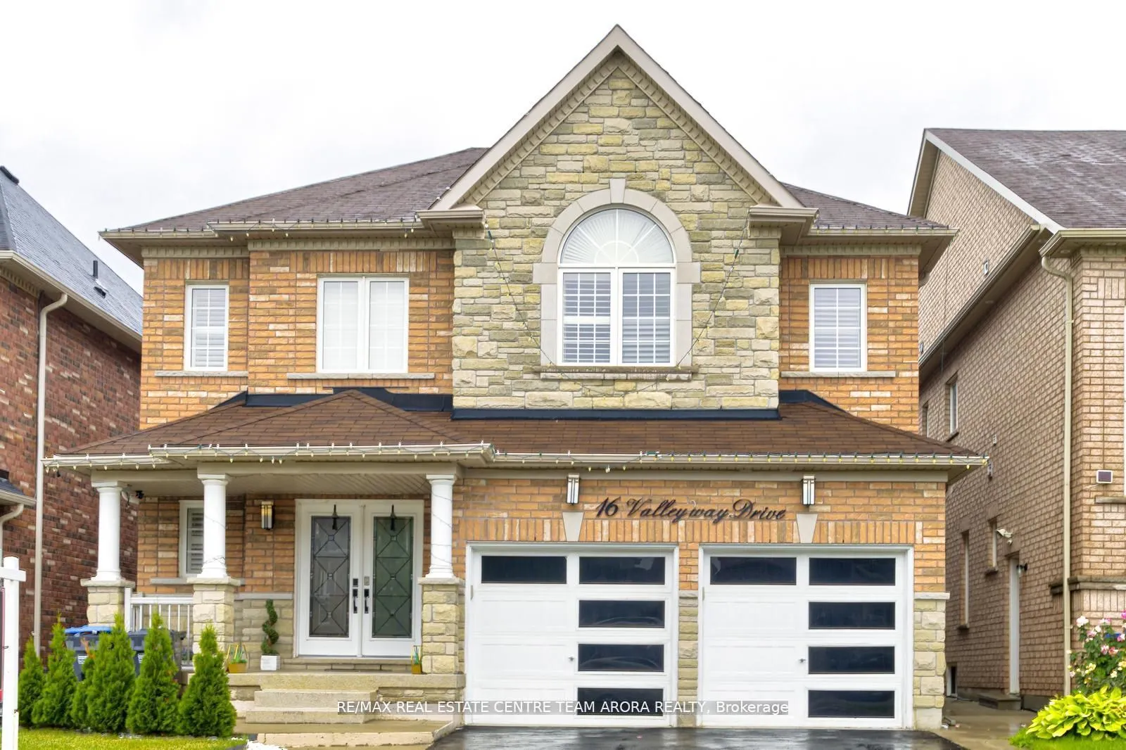 16 Valleyway Drive