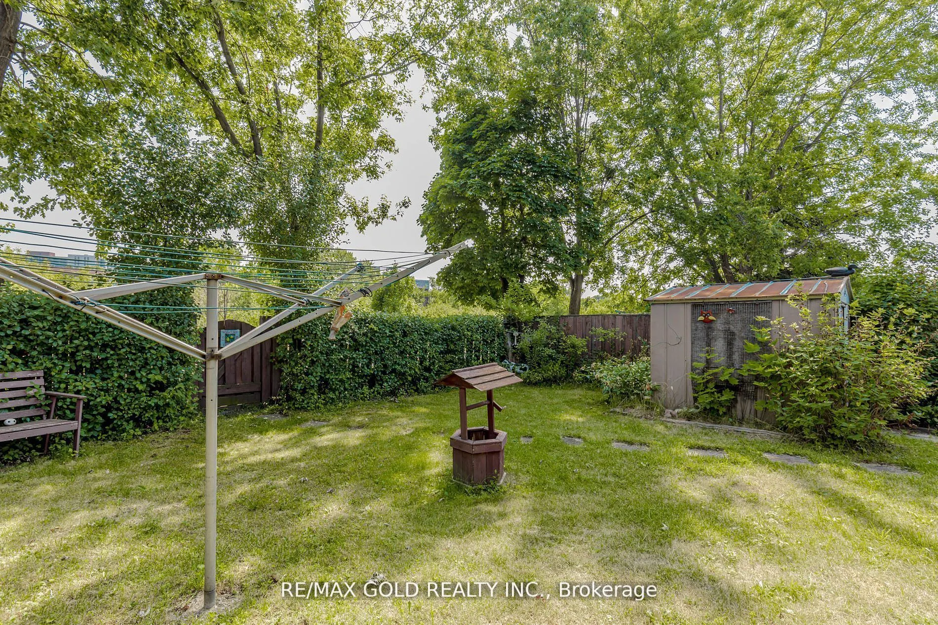 31 Fallingdale Crescent