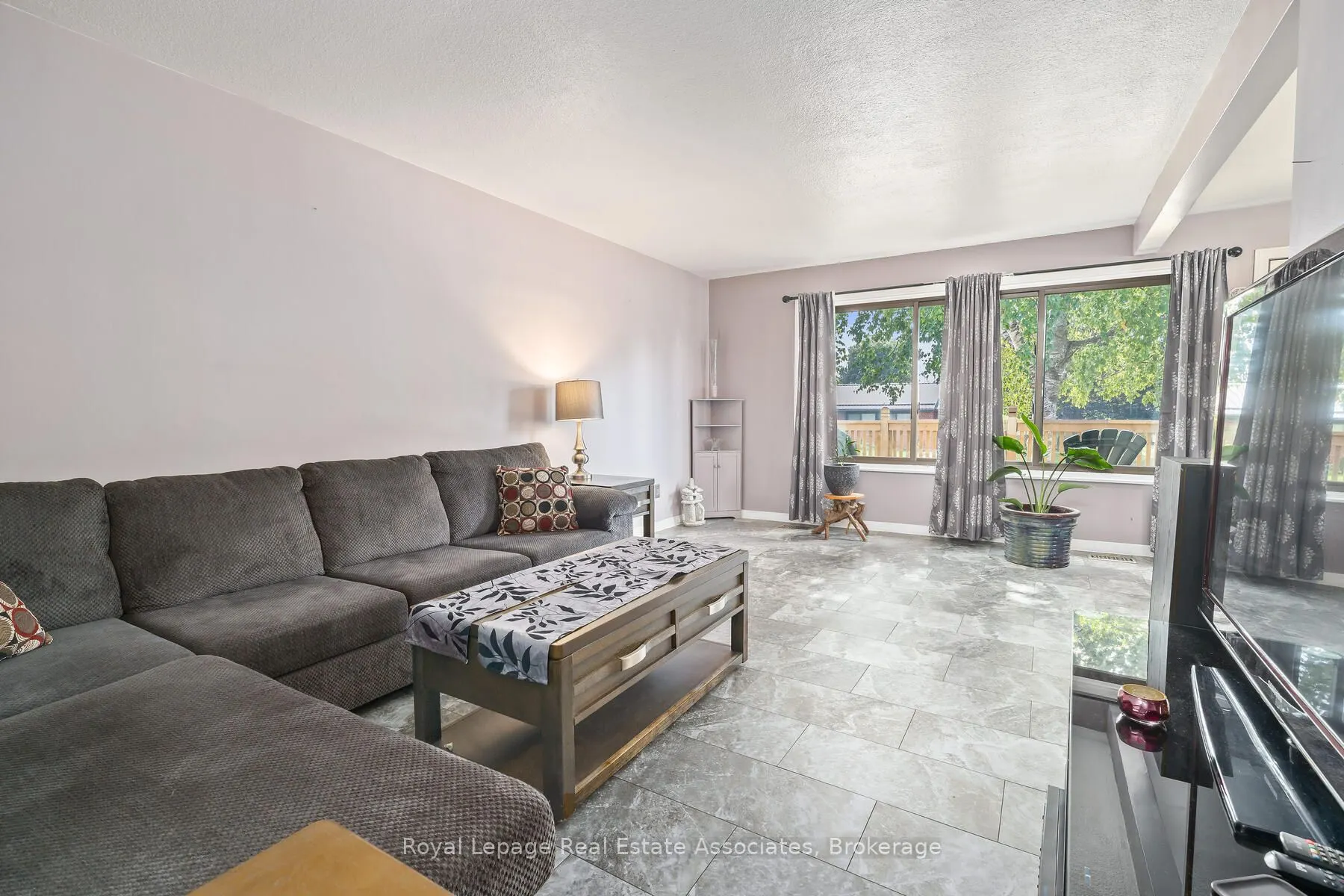 67 Roseford Terrace