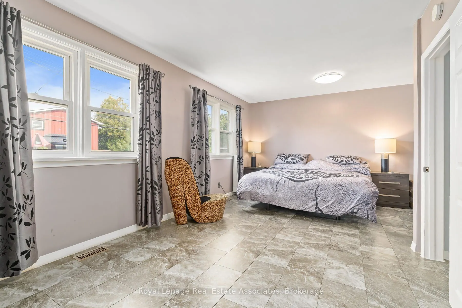 67 Roseford Terrace