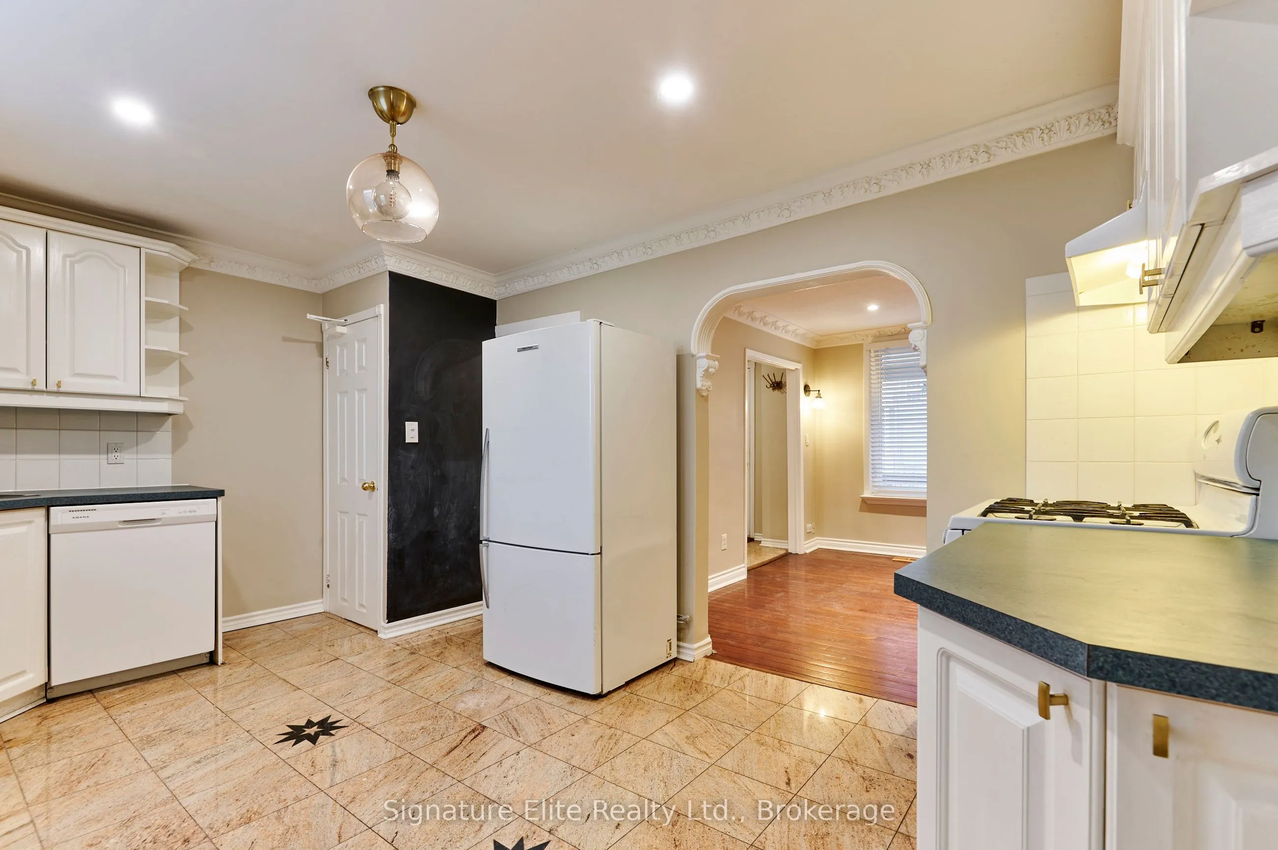 222 Old Weston Road