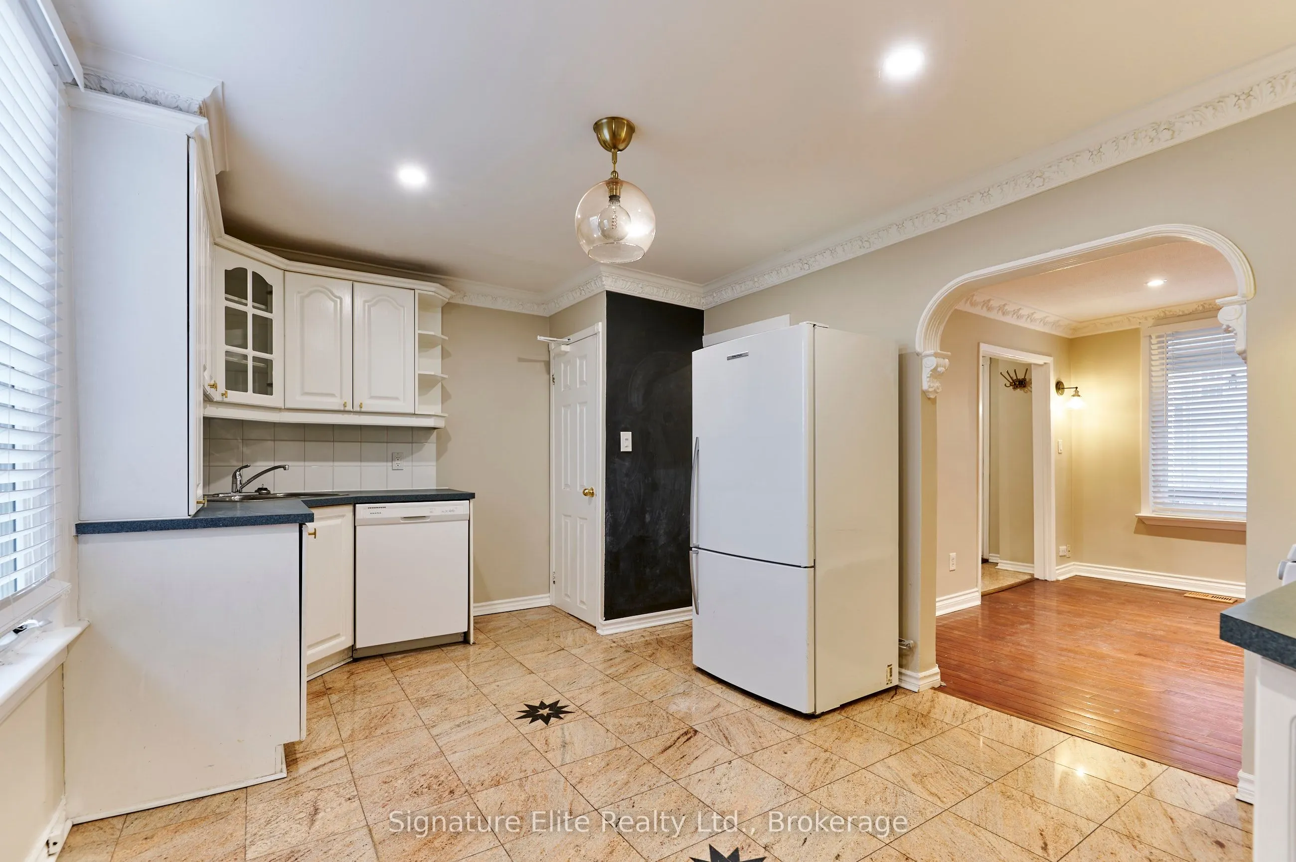 222 Old Weston Road
