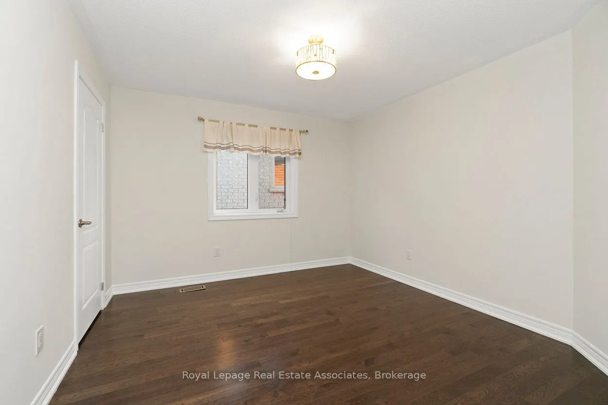 68 Jolana Crescent