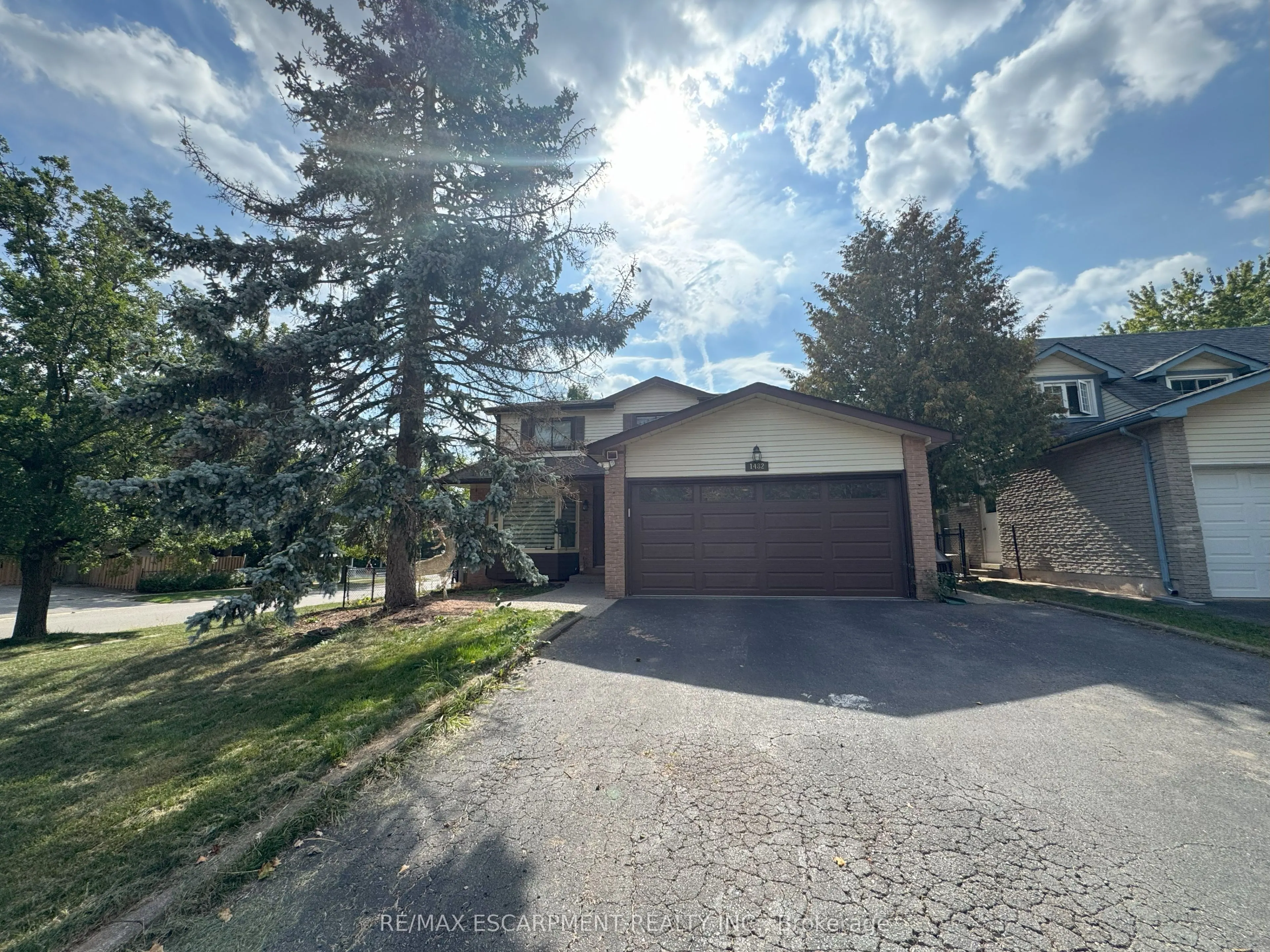 1482 LANCASTER Drive, #BASEMENT
