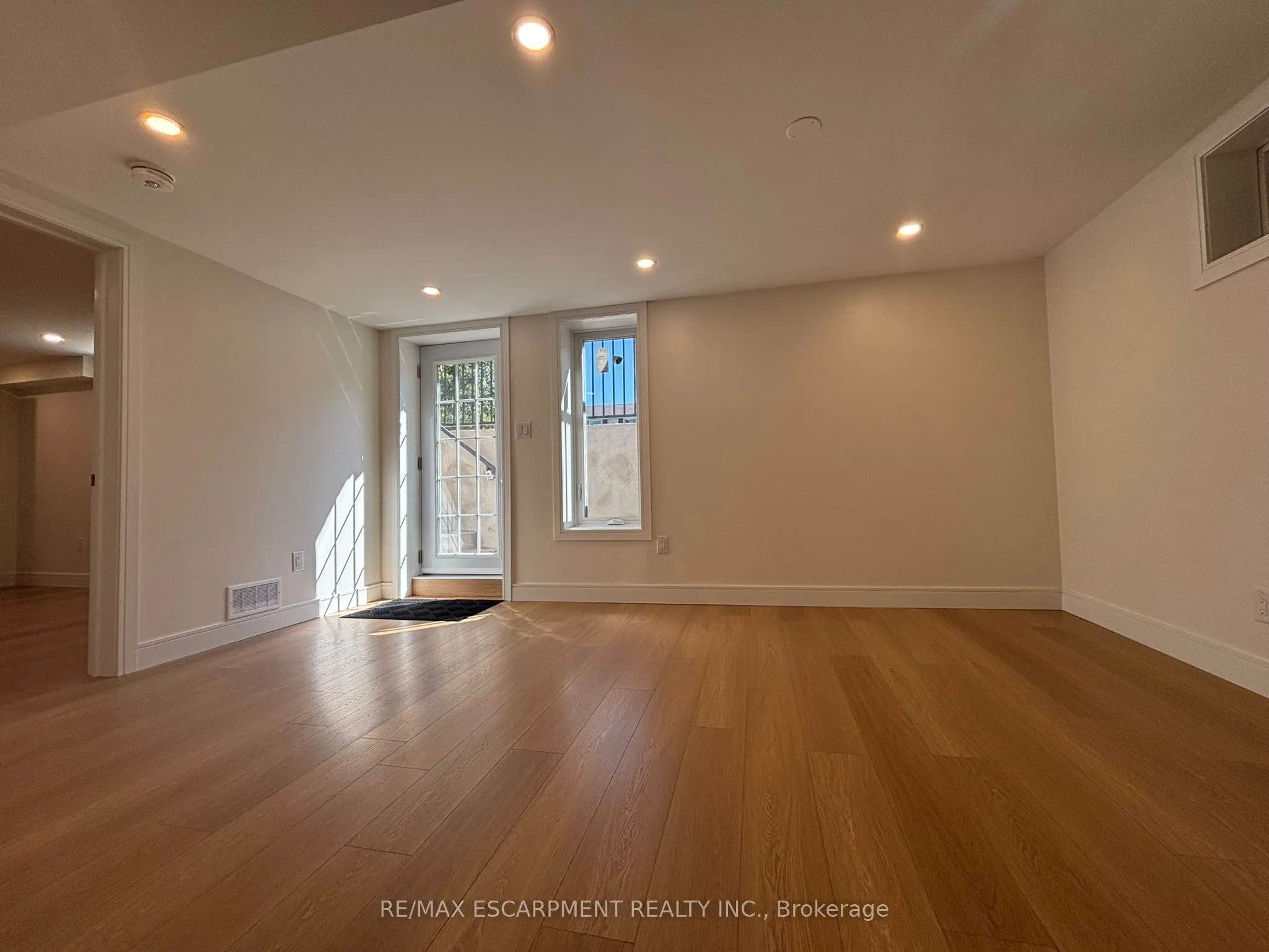 1482 LANCASTER Drive, #BASEMENT