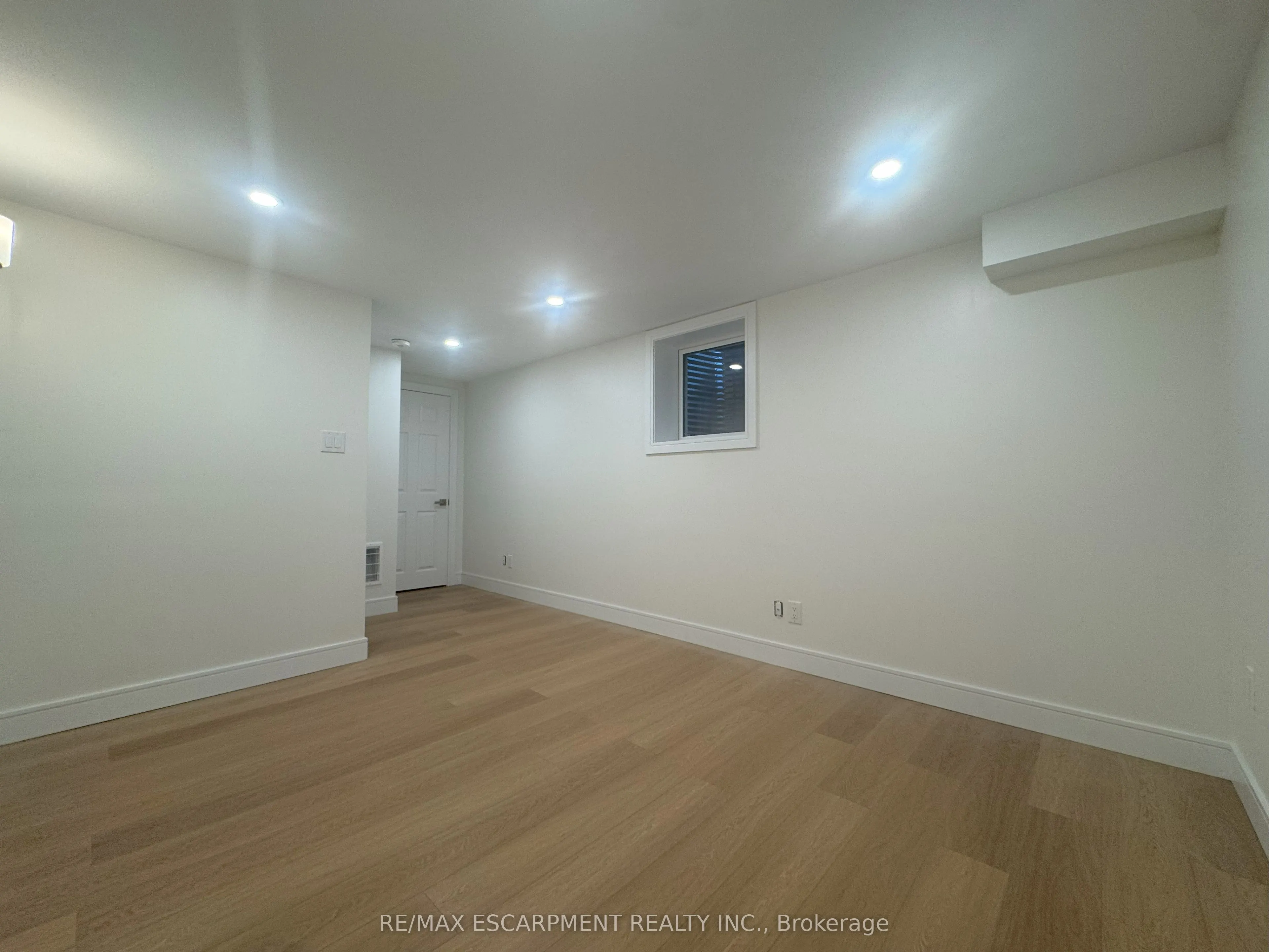 1482 LANCASTER Drive, #BASEMENT