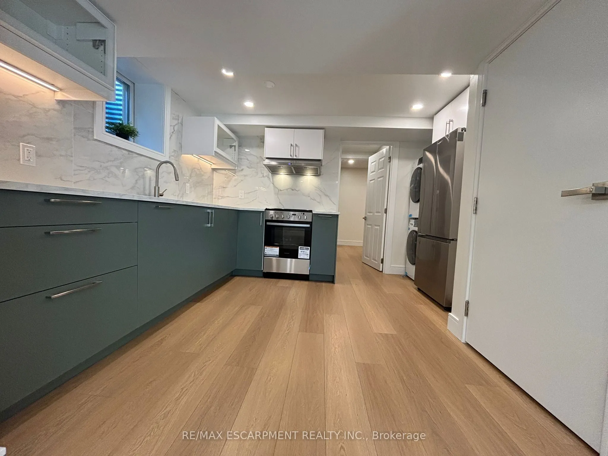 1482 LANCASTER Drive, #BASEMENT