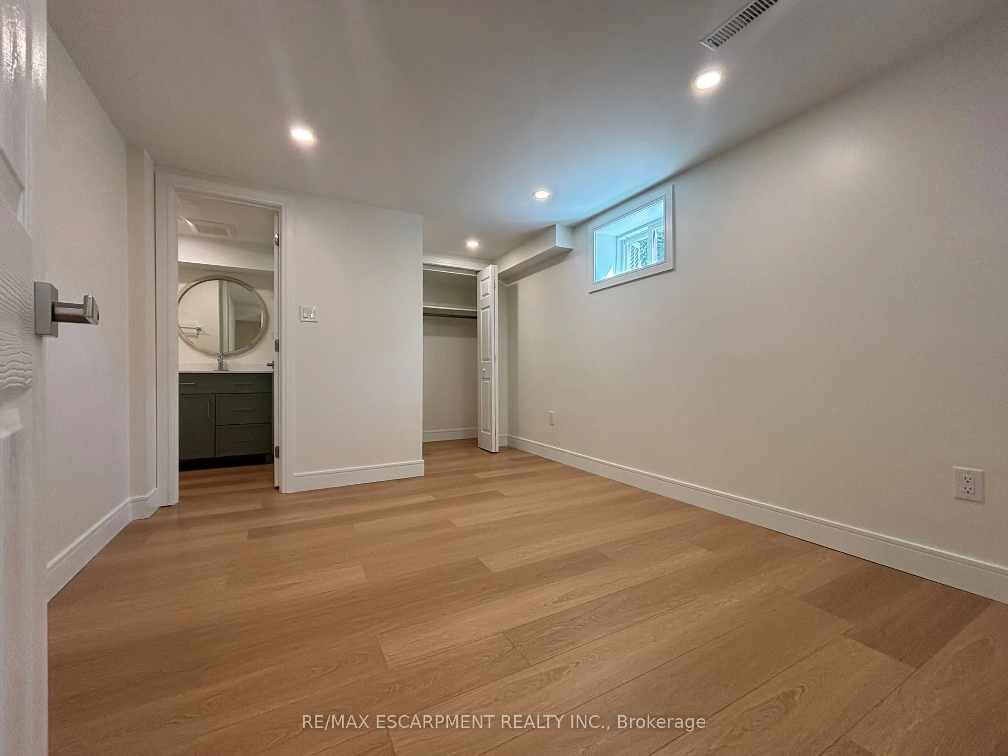 1482 LANCASTER Drive, #BASEMENT