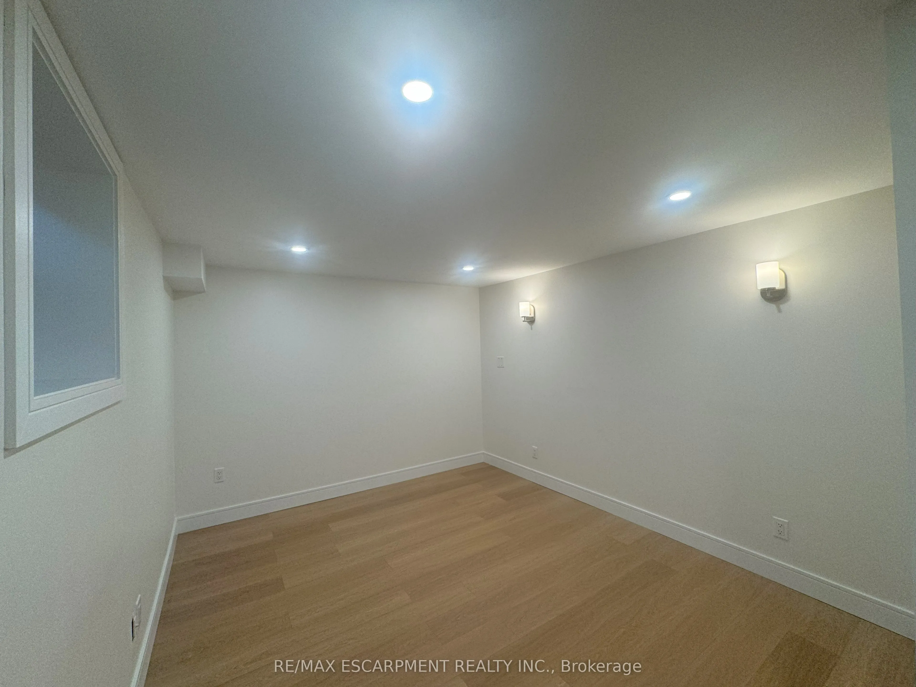 1482 LANCASTER Drive, #BASEMENT