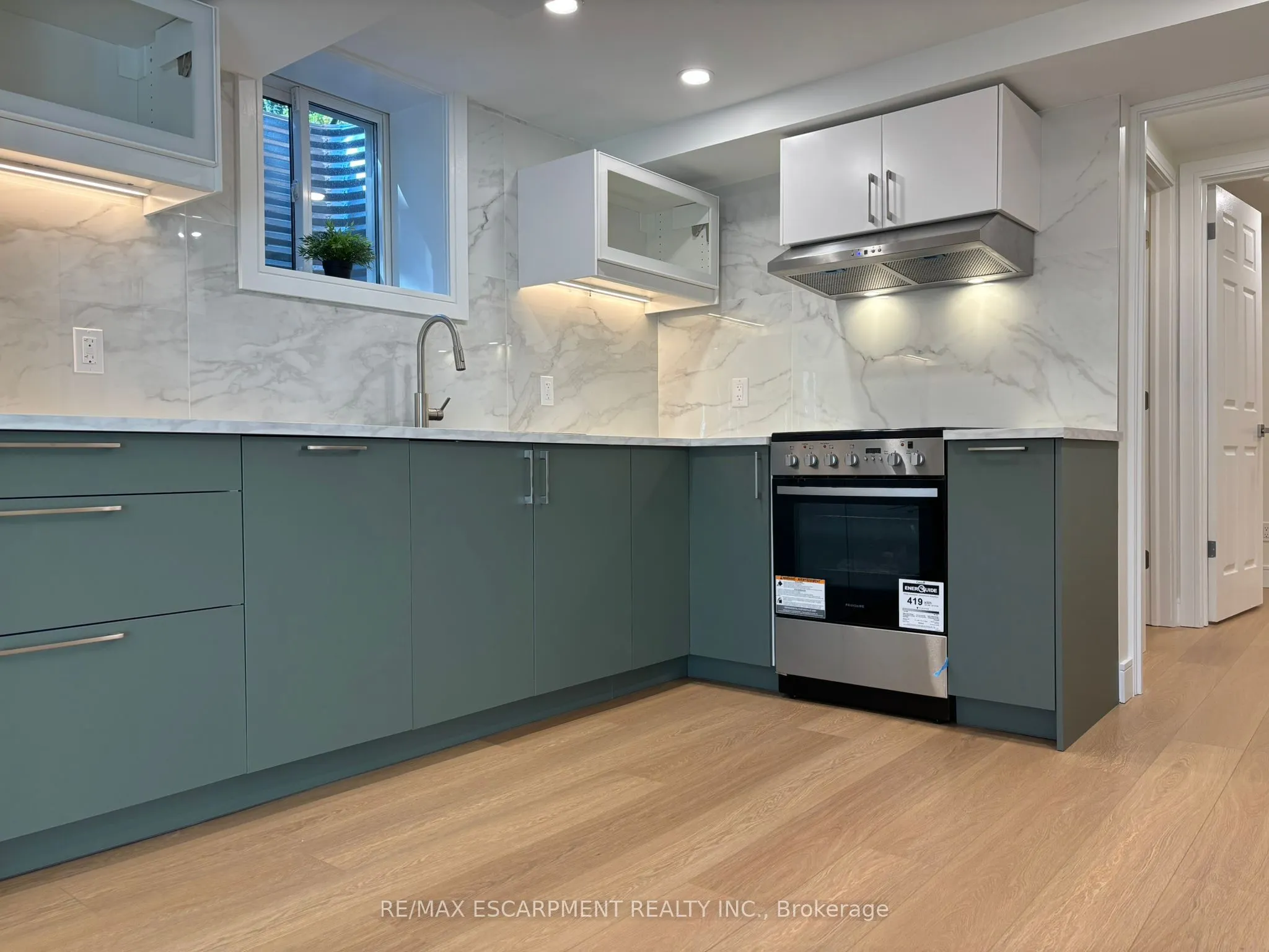 1482 LANCASTER Drive, #BASEMENT