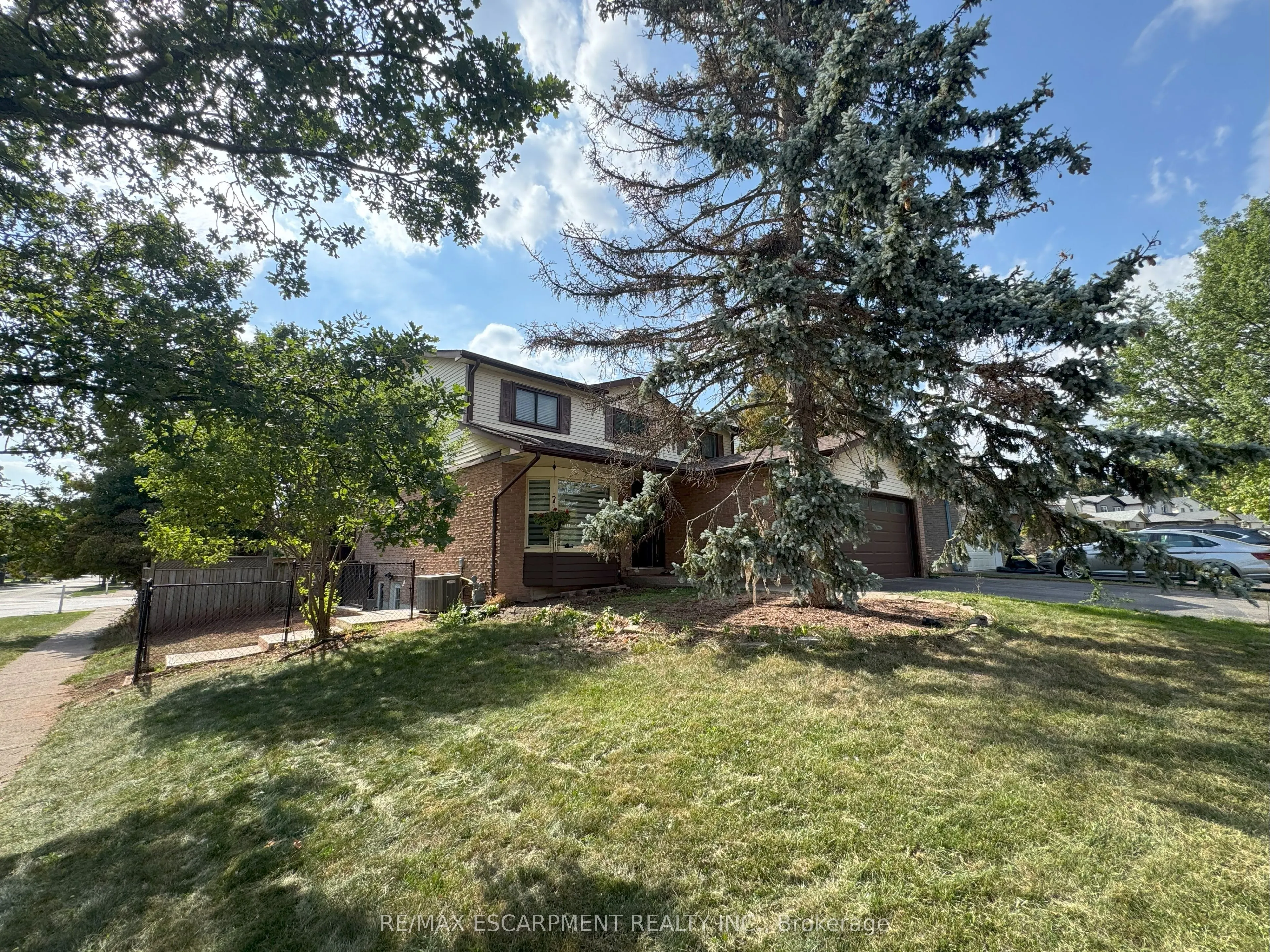 1482 LANCASTER Drive, #BASEMENT