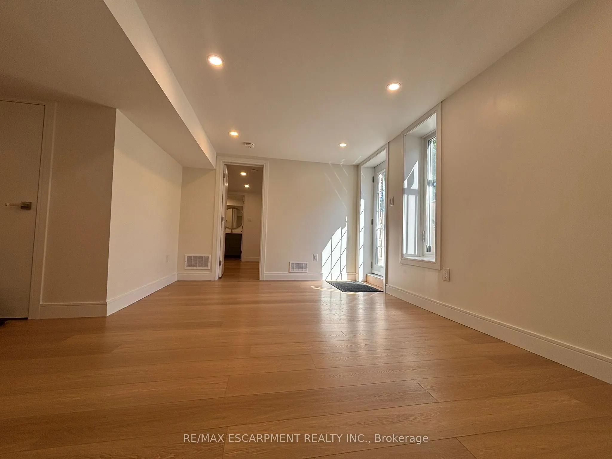 1482 LANCASTER Drive, #BASEMENT
