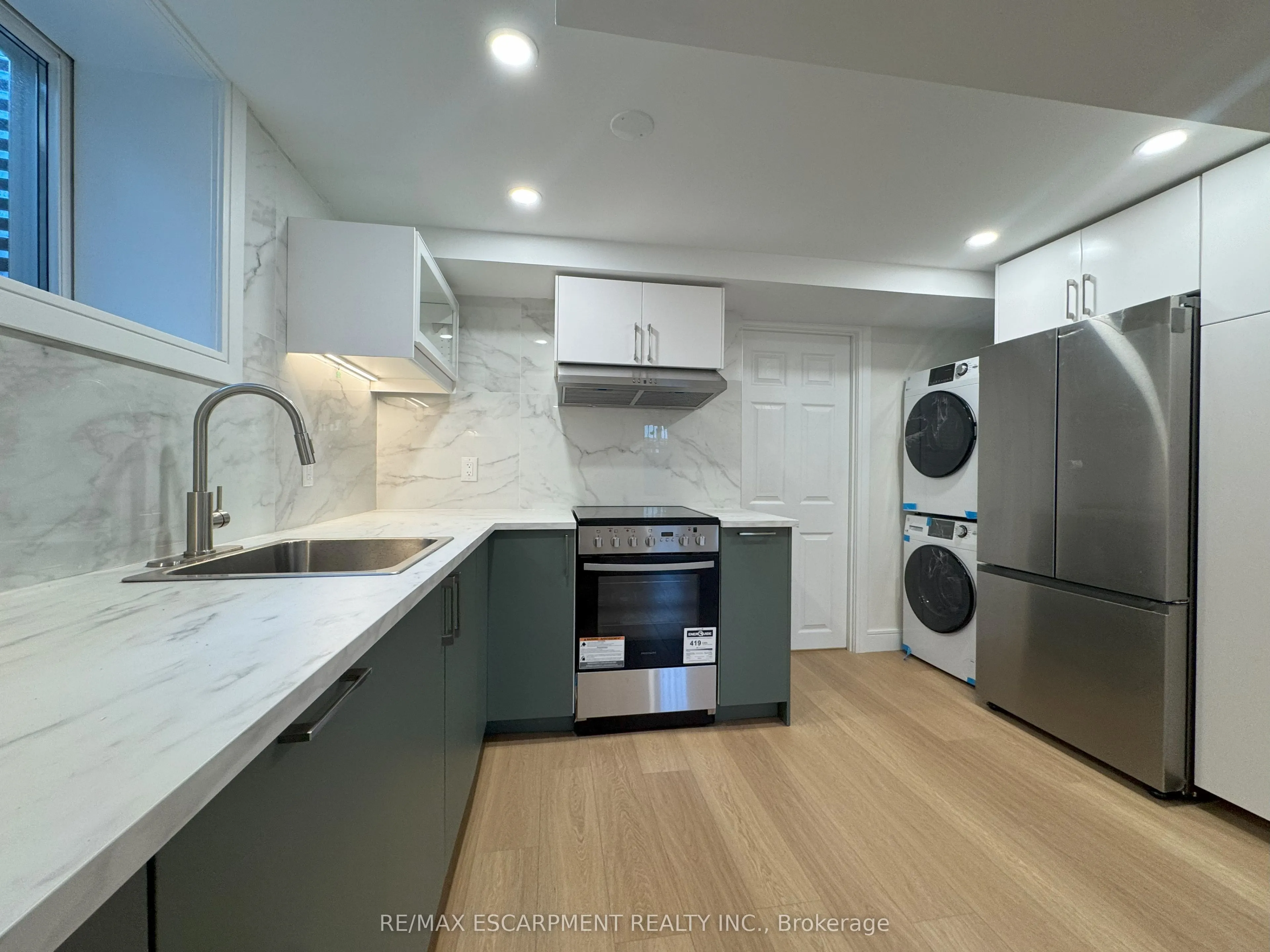 1482 LANCASTER Drive, #BASEMENT