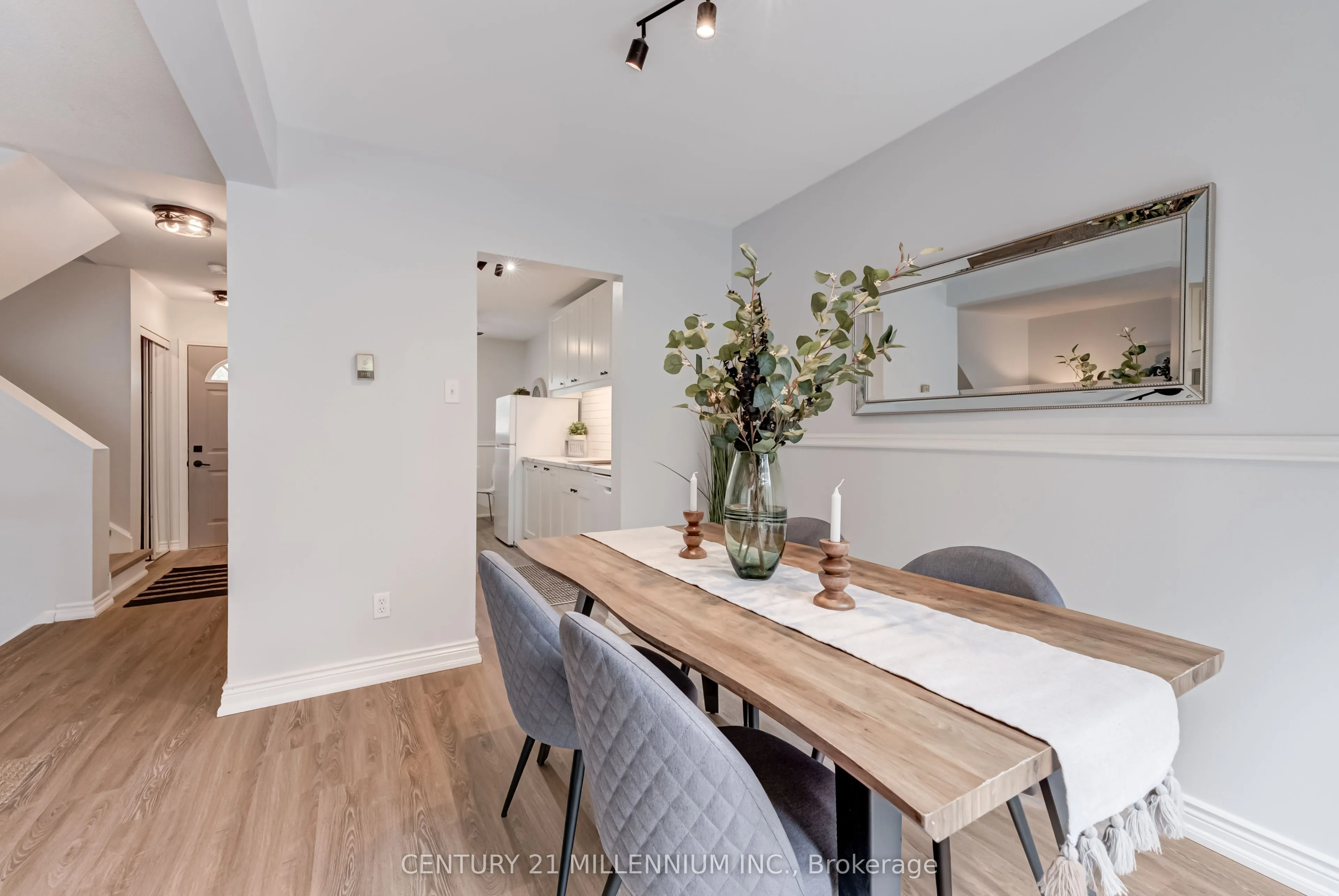 56 Fleetwood Crescent, #N/A