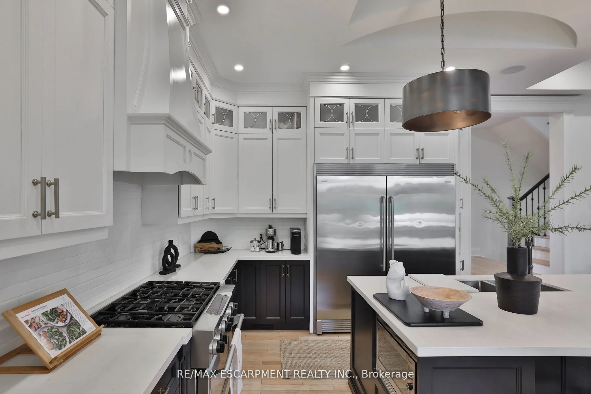 43 Mississauga Road S