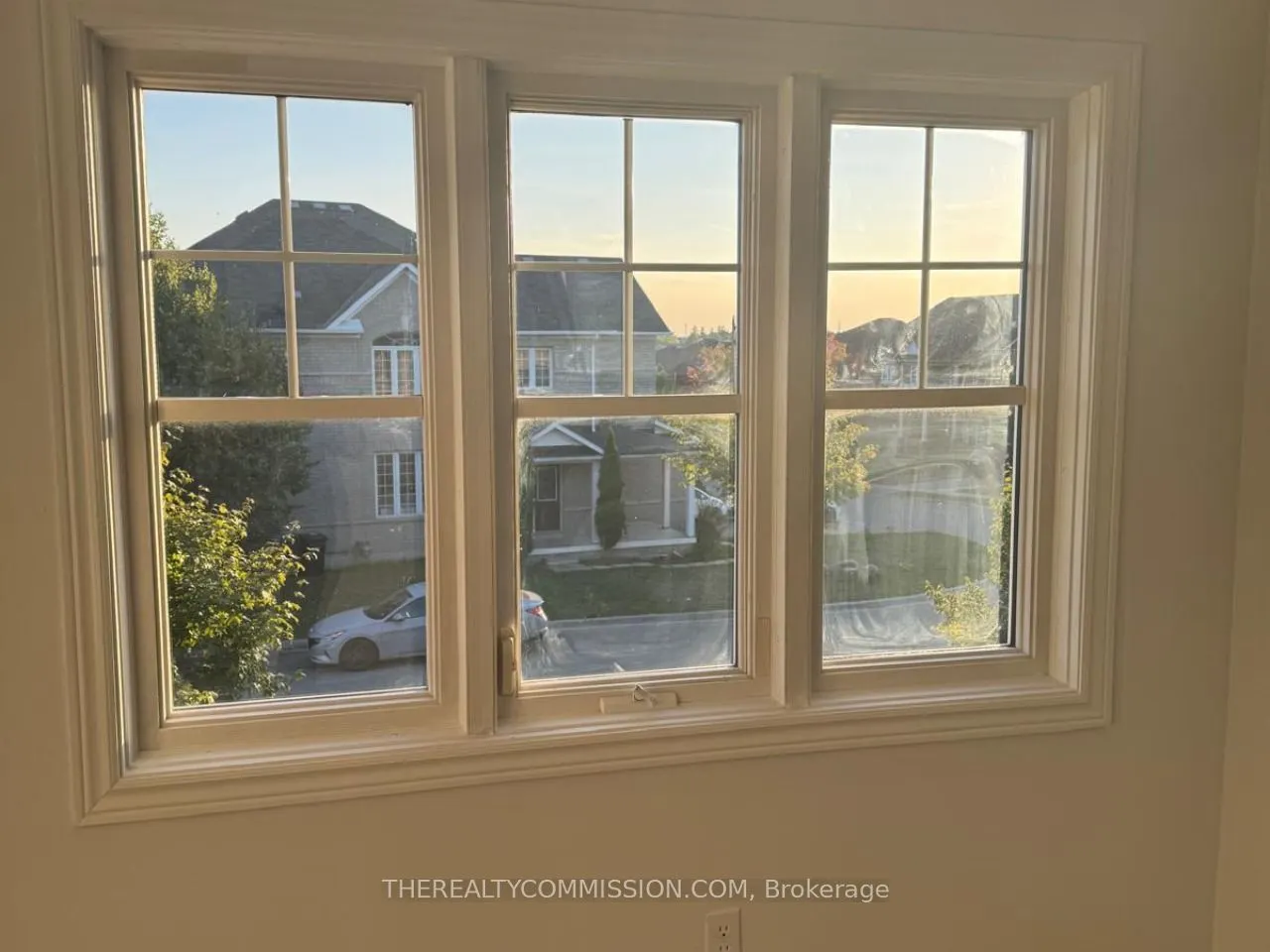 52 Rocky Point Crescent