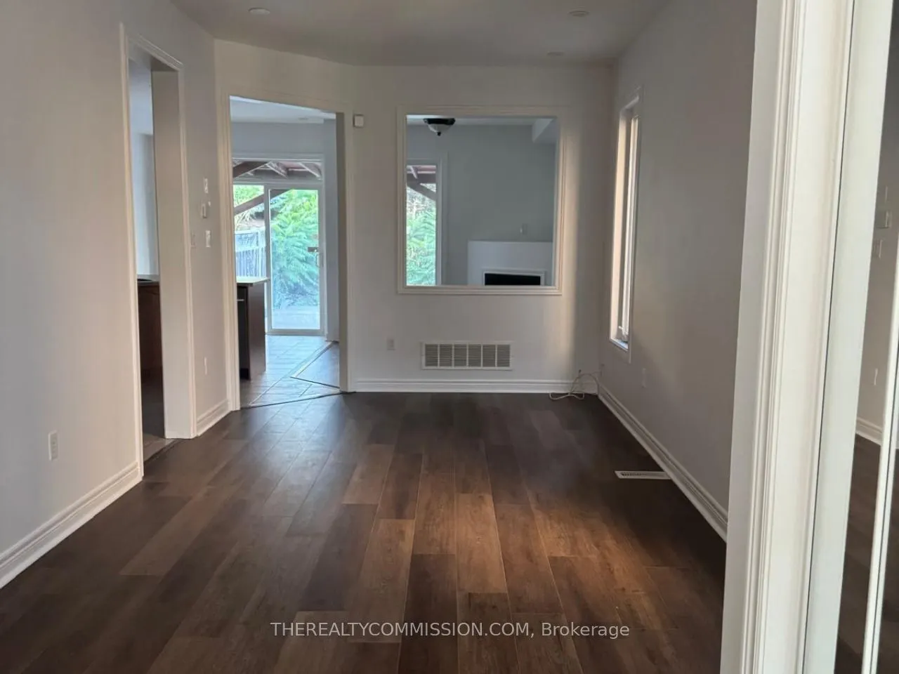 52 Rocky Point Crescent