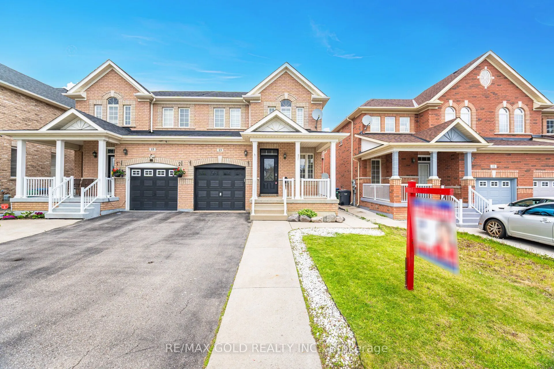 13 Fawson Cove Way W
