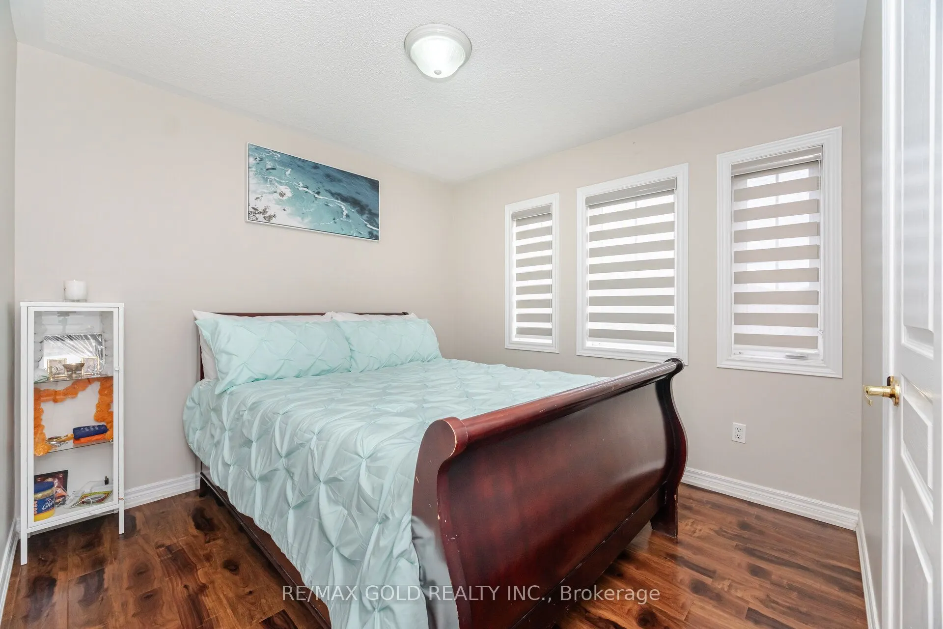 13 Fawson Cove Way W
