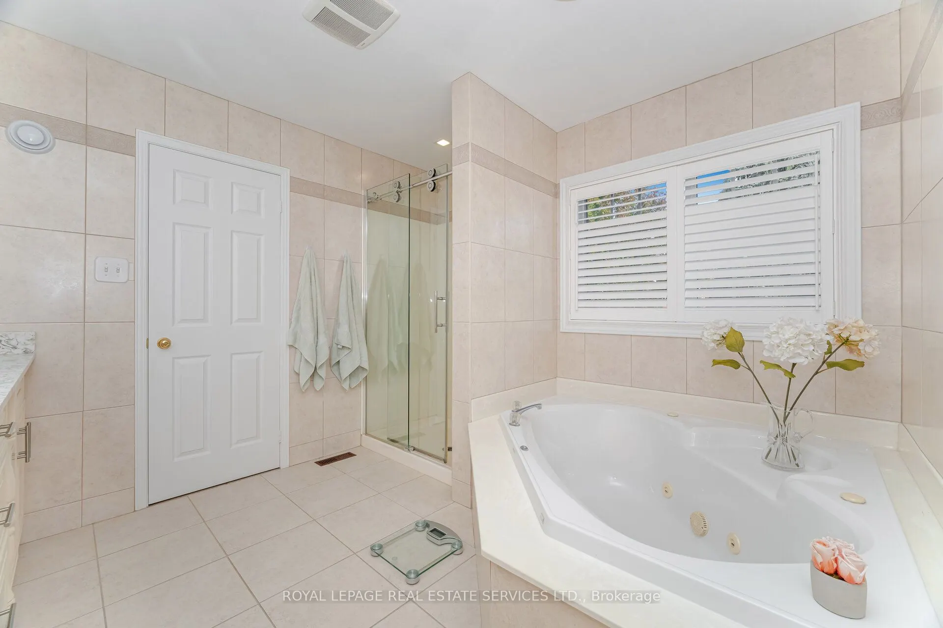 2145 Country Club Drive, #28