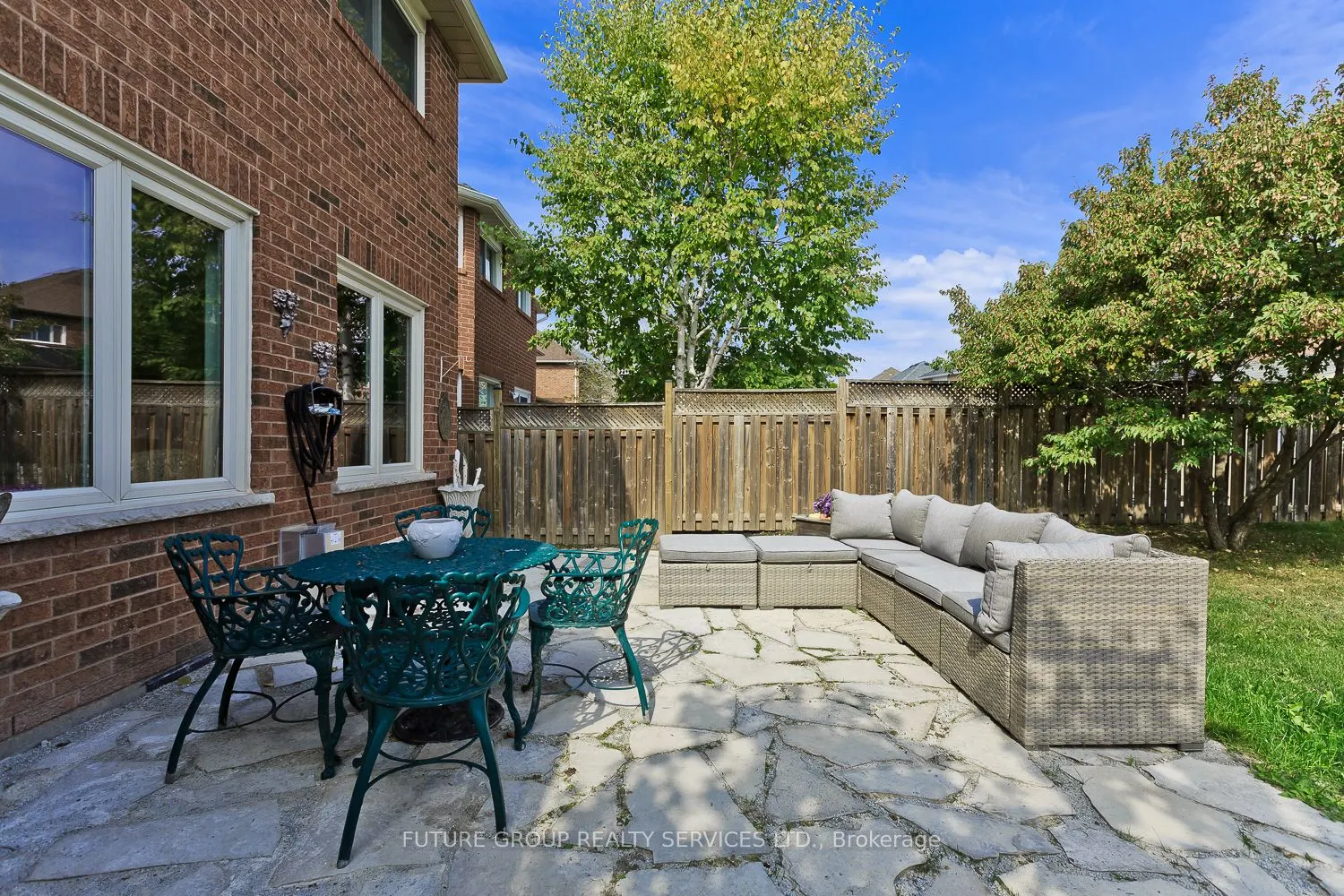 35 Harrop Avenue