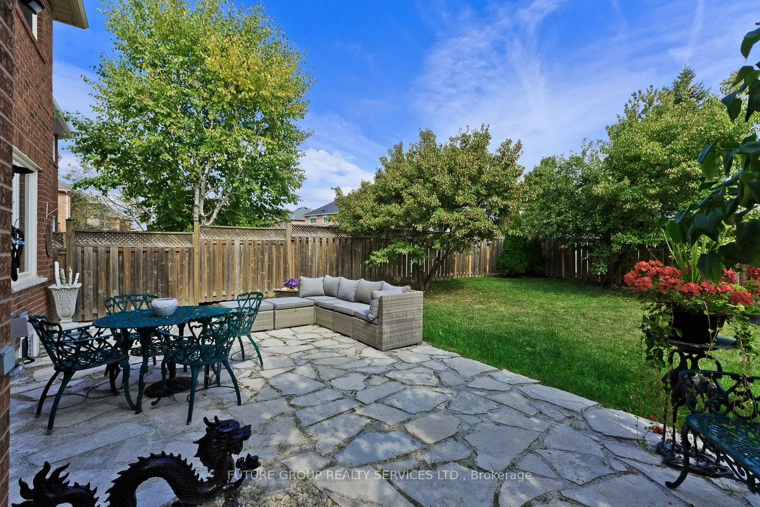 35 Harrop Avenue