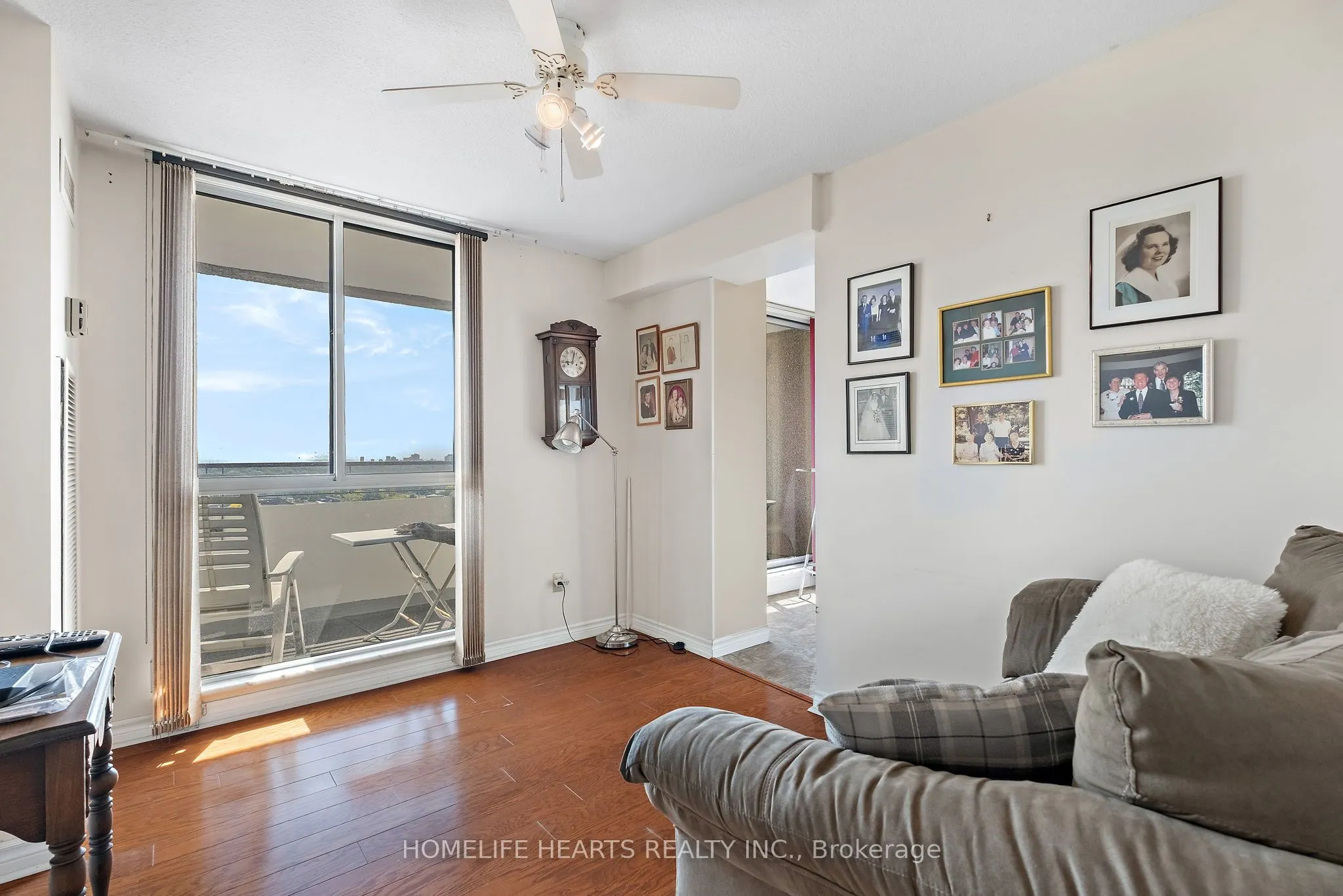 1300 Mississauga Valley Boulevard, #1111