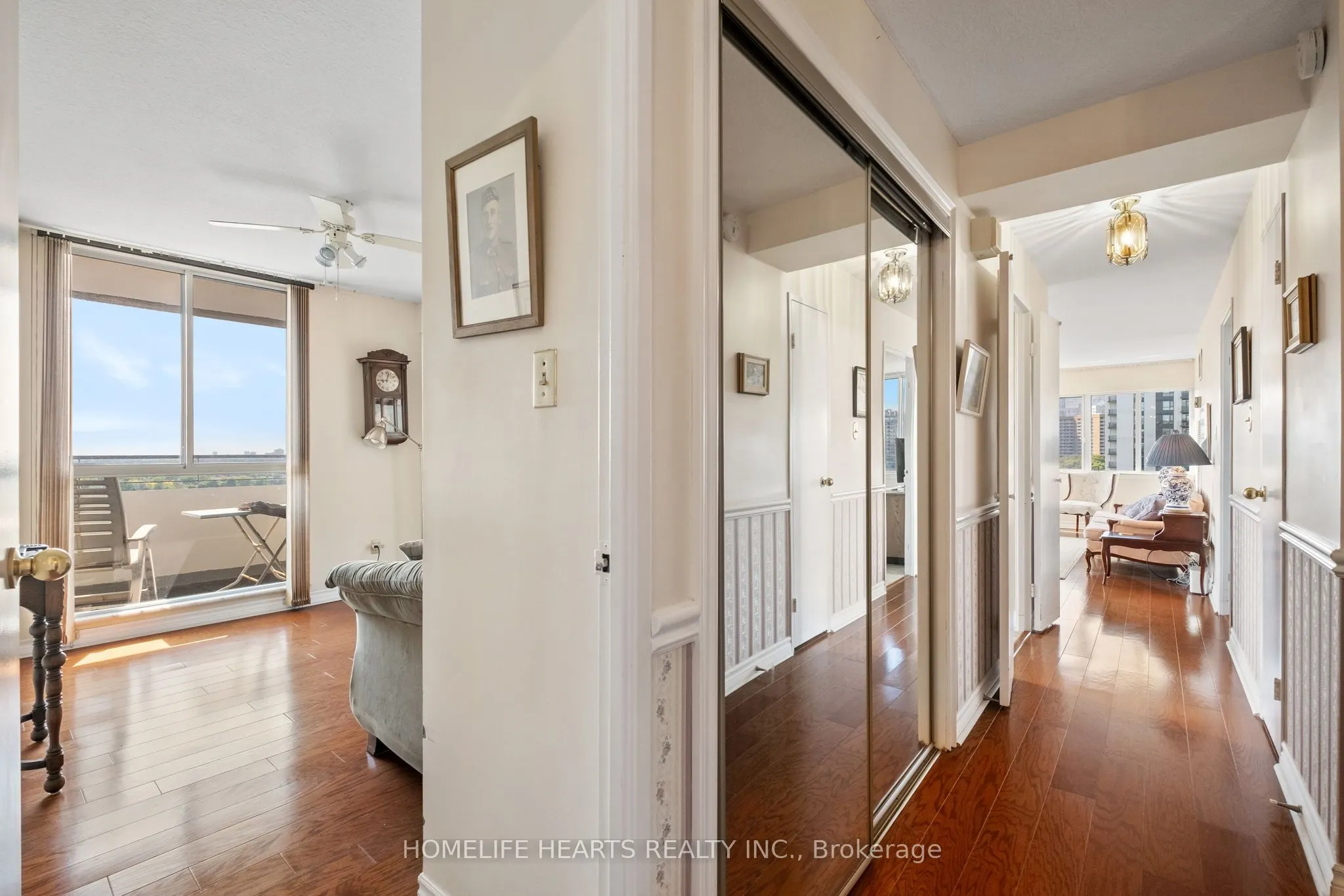 1300 Mississauga Valley Boulevard, #1111