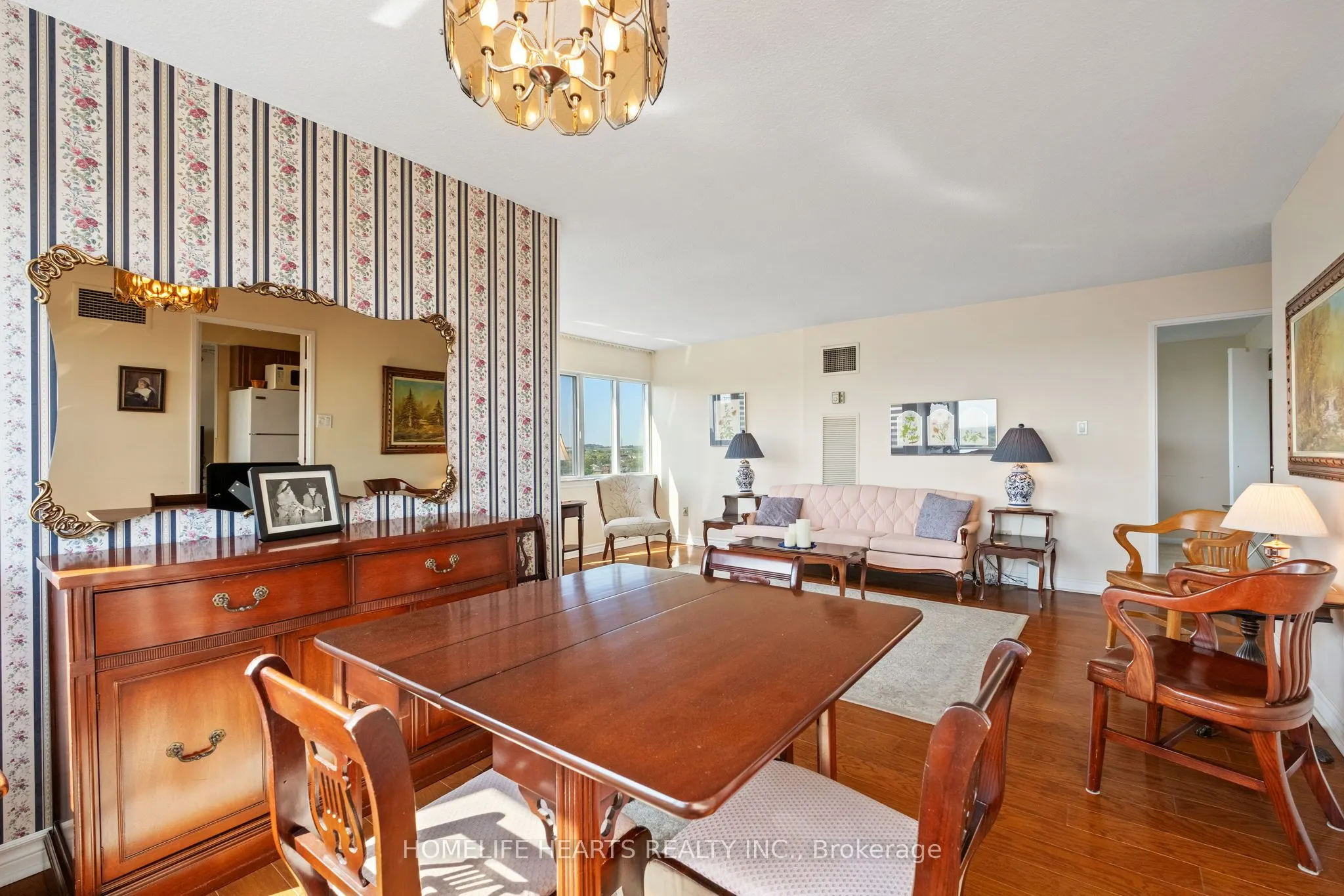 1300 Mississauga Valley Boulevard, #1111