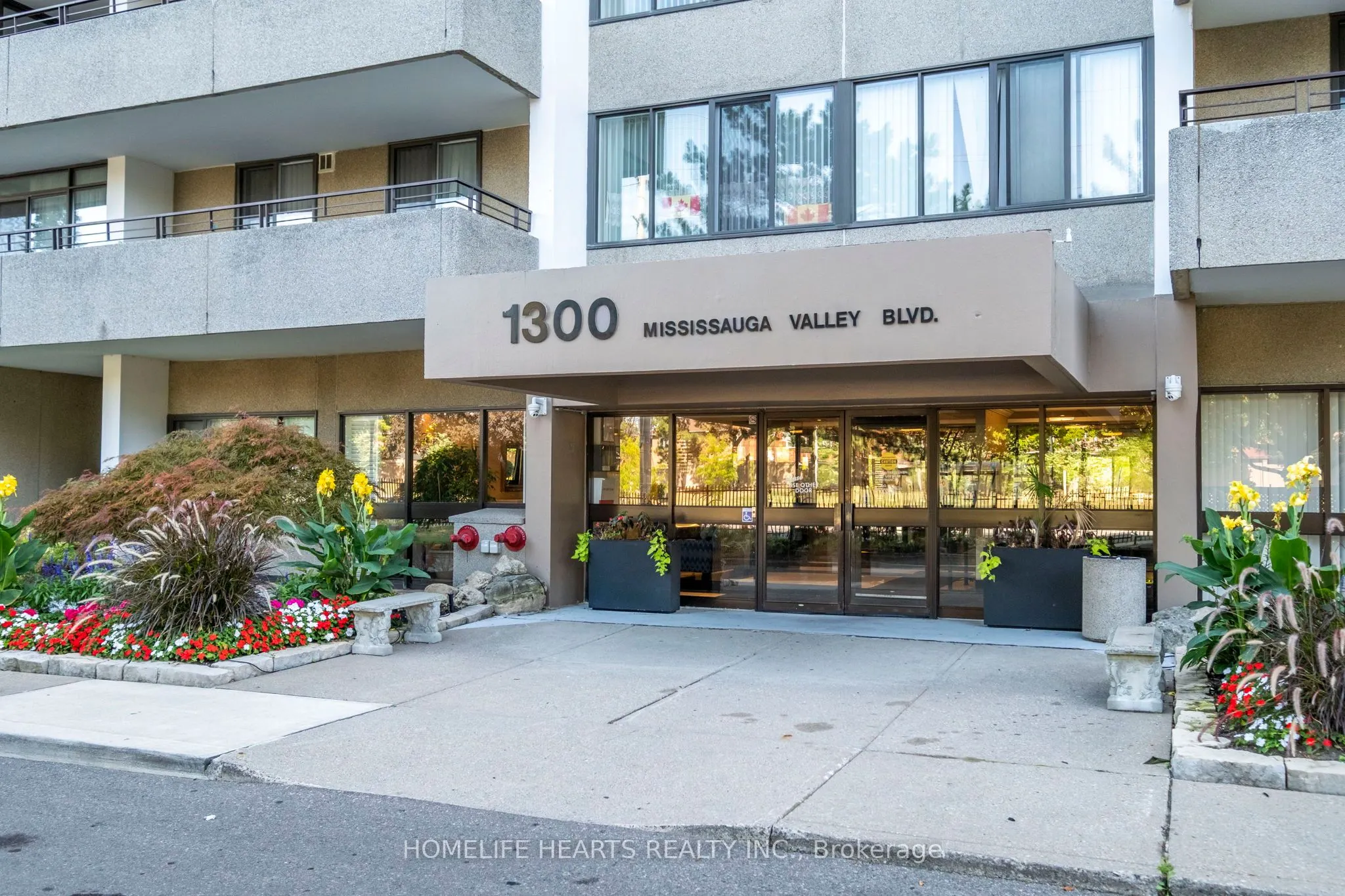 1300 Mississauga Valley Boulevard, #1111