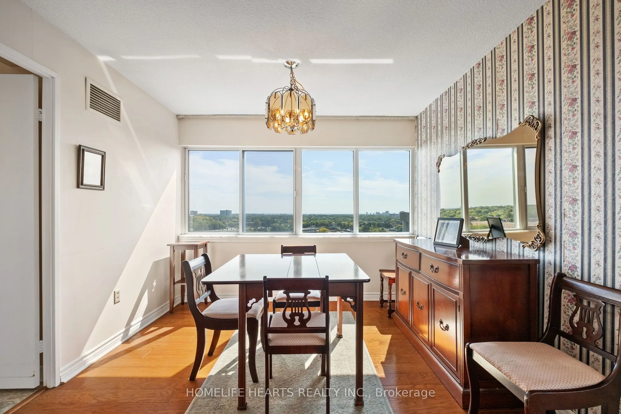 1300 Mississauga Valley Boulevard, #1111