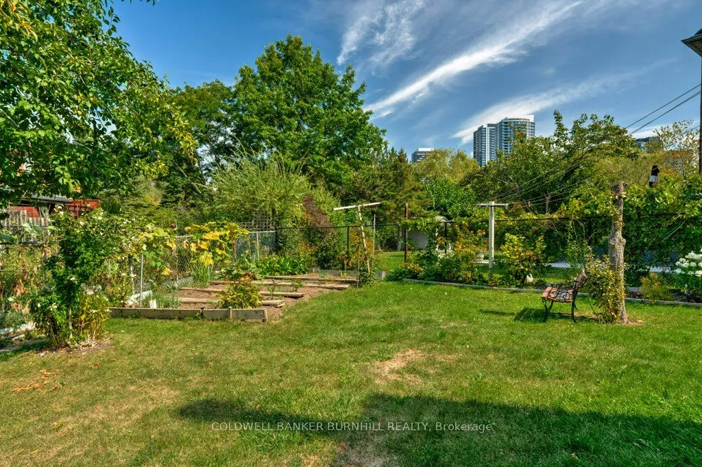 5255 Tagish Court