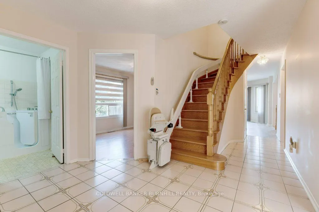5255 Tagish Court