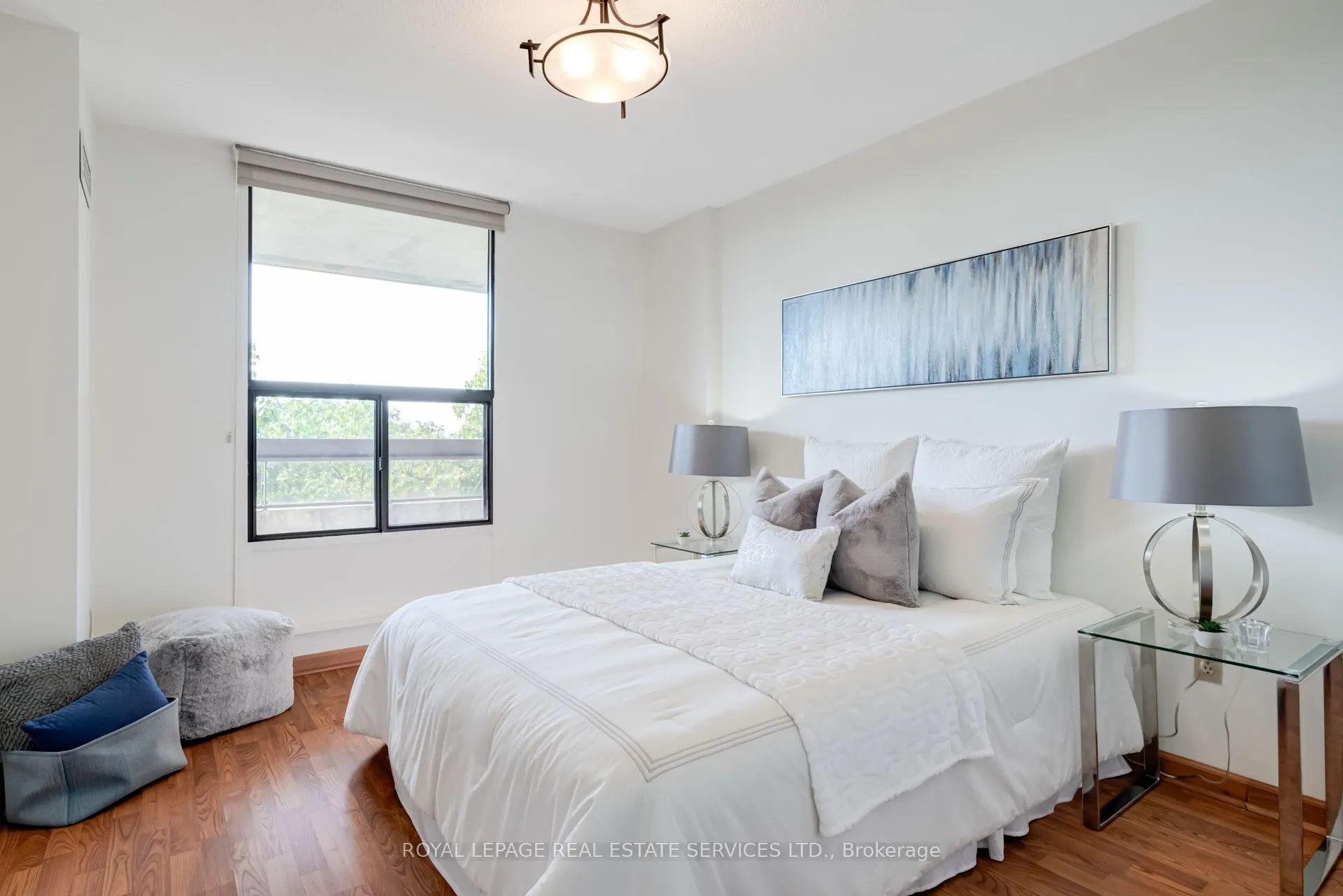 80 Quebec Avenue, #704