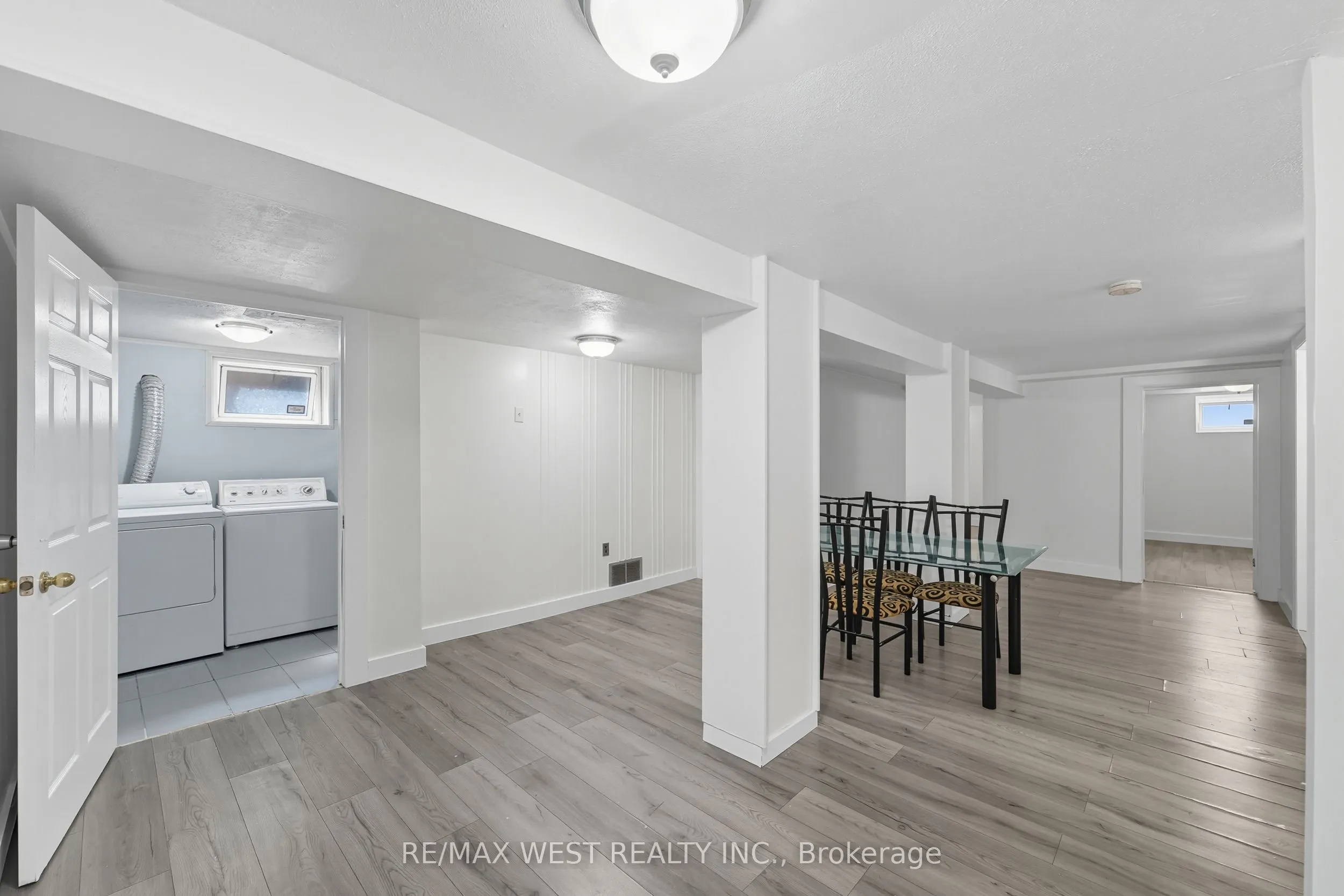 38 Feltham Avenue