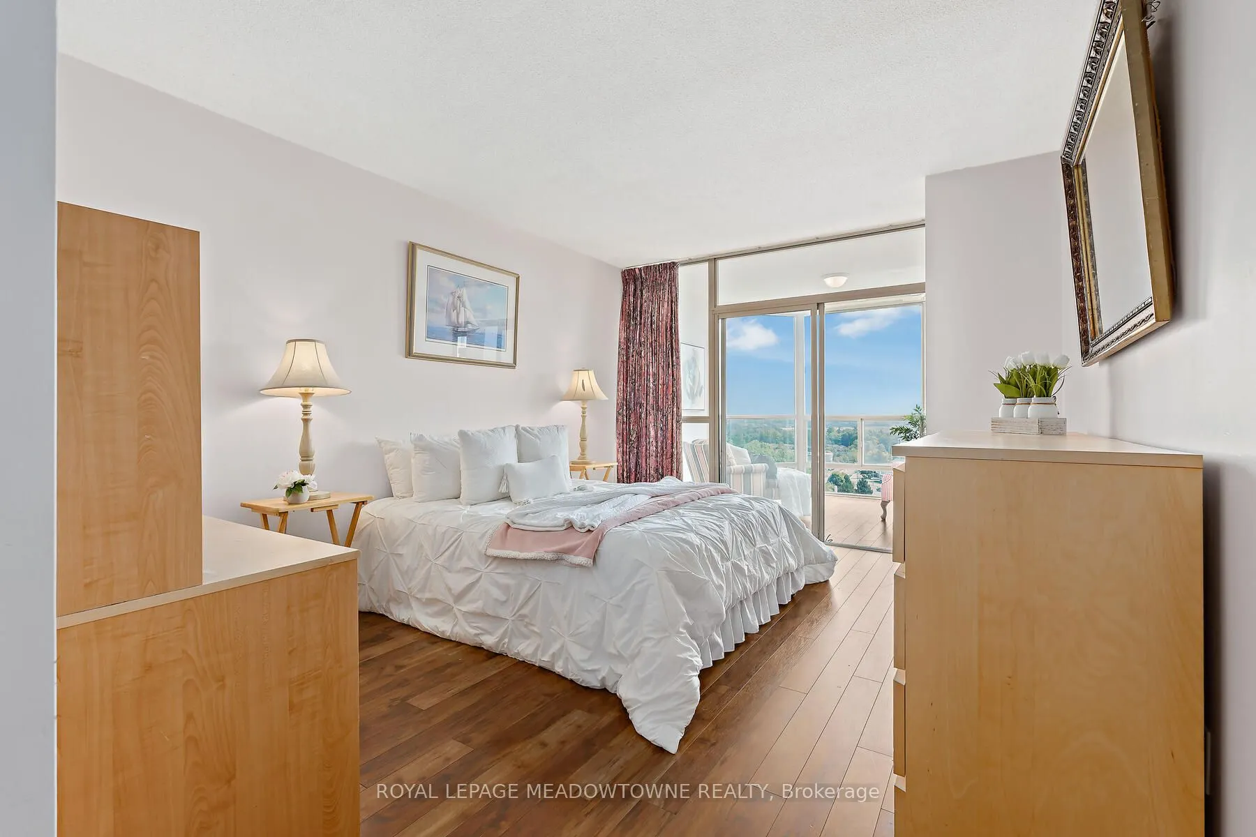 20 Mcfarlane Drive, #1708
