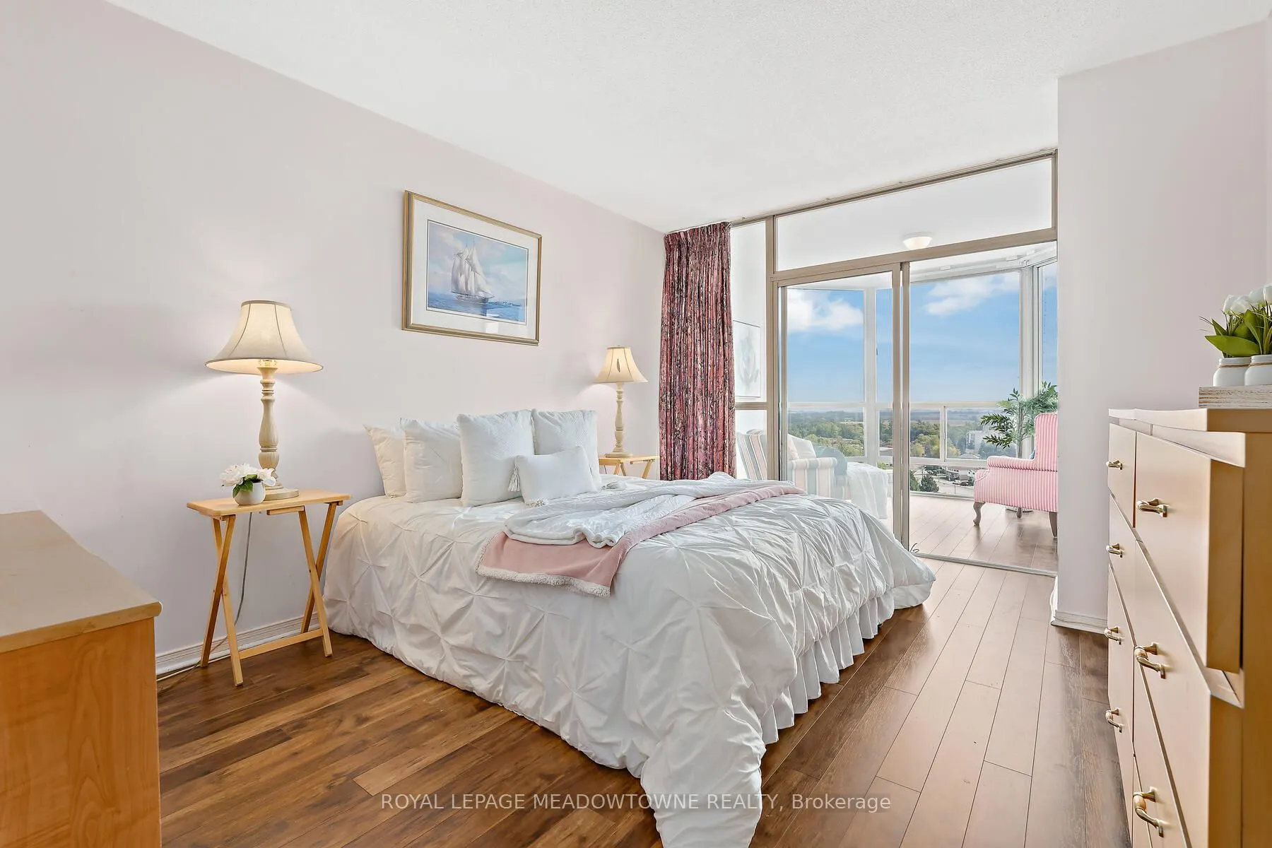 20 Mcfarlane Drive, #1708