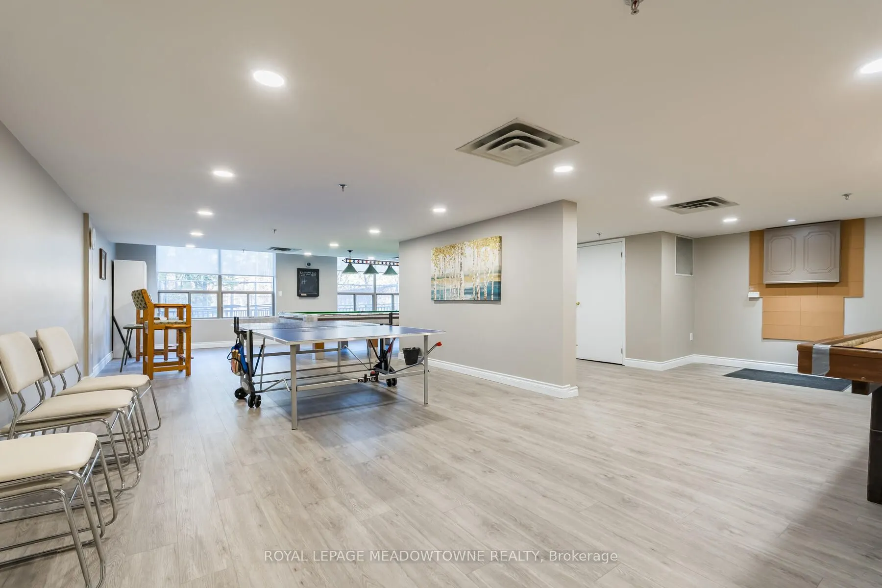 20 Mcfarlane Drive, #1708