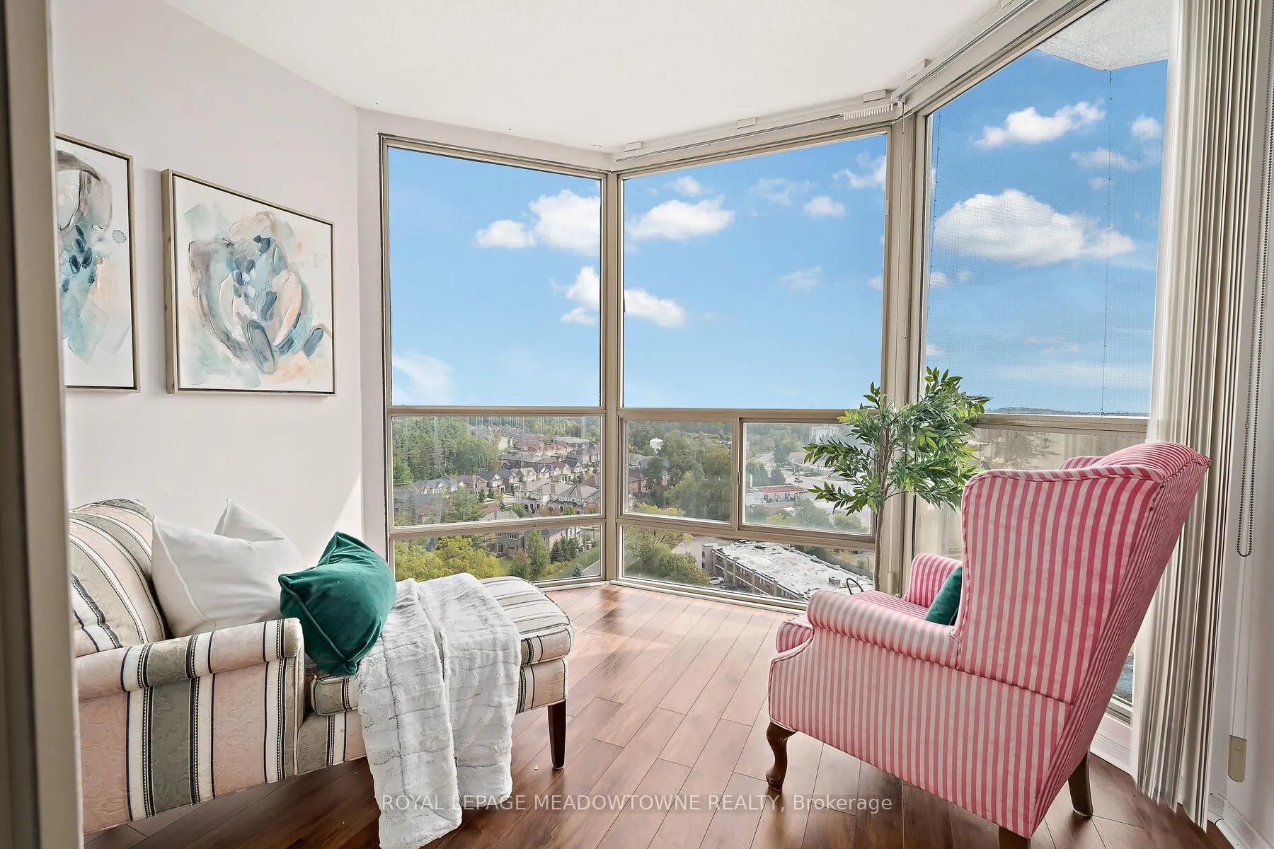 20 Mcfarlane Drive, #1708