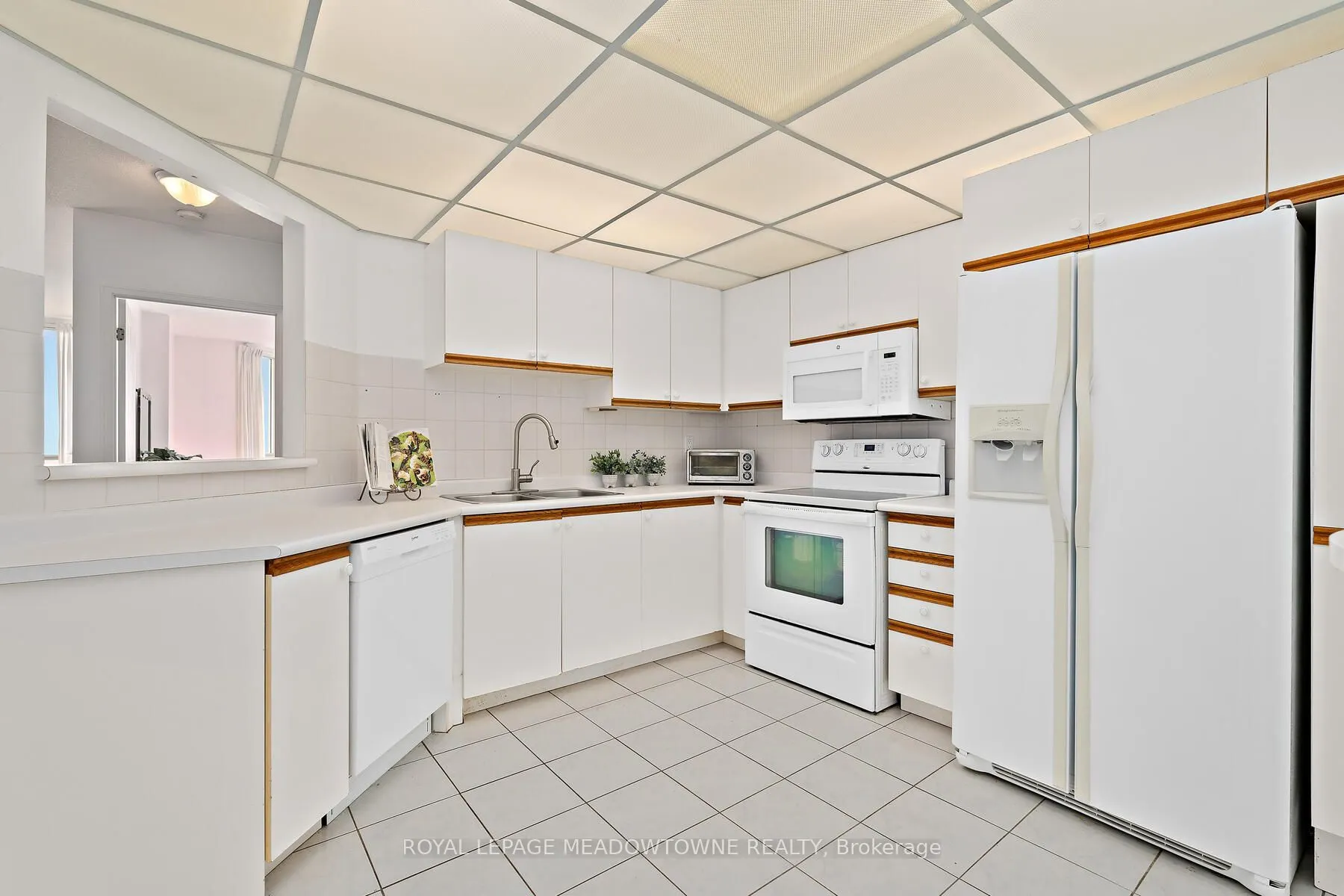 20 Mcfarlane Drive, #1708