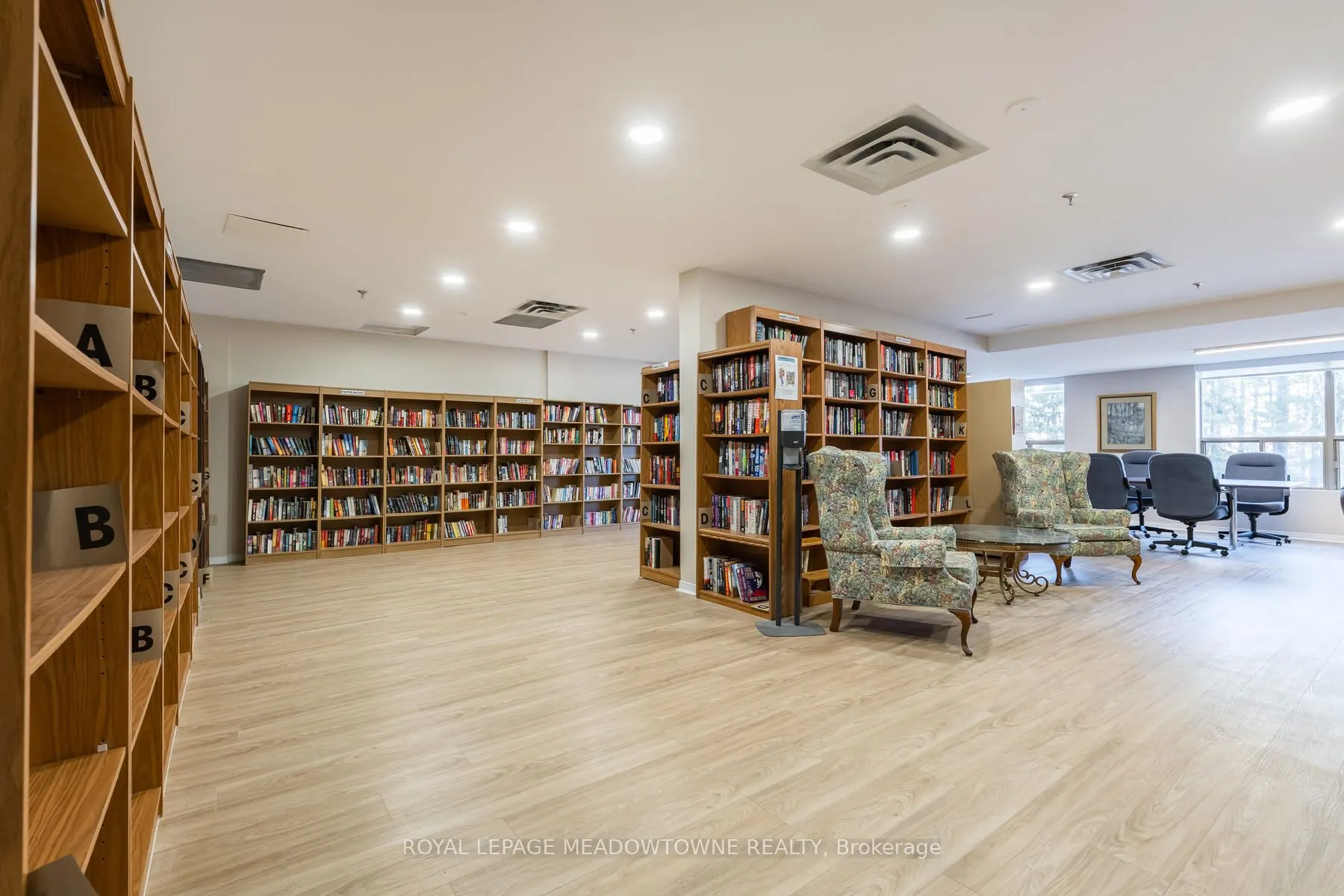 20 Mcfarlane Drive, #1708