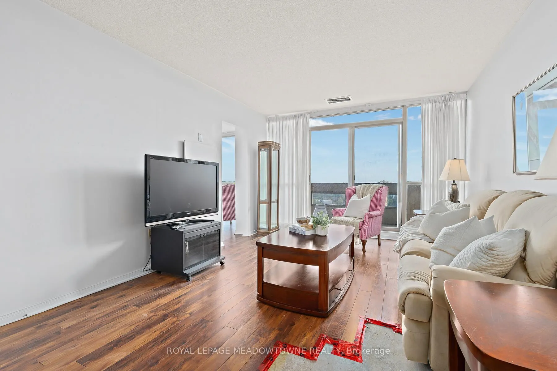 20 Mcfarlane Drive, #1708