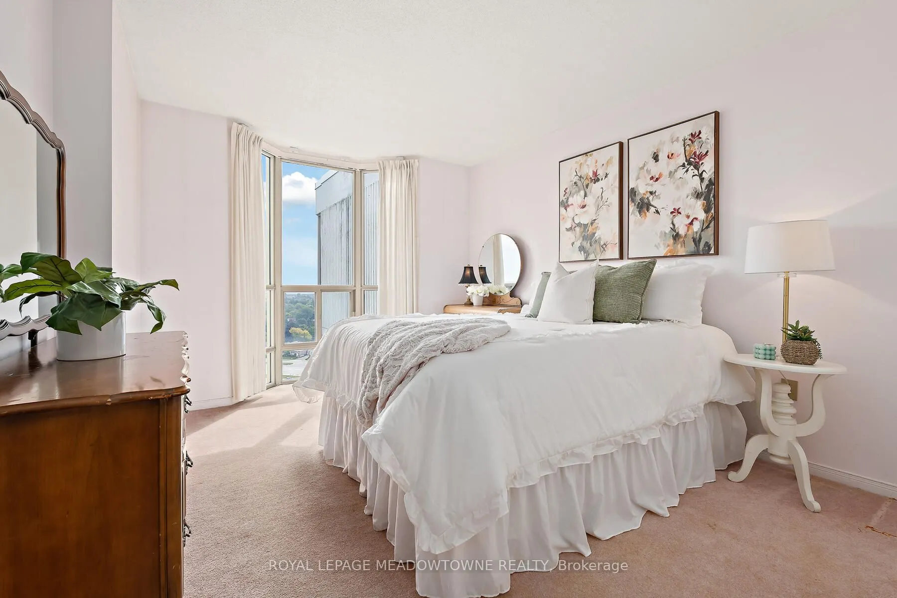 20 Mcfarlane Drive, #1708