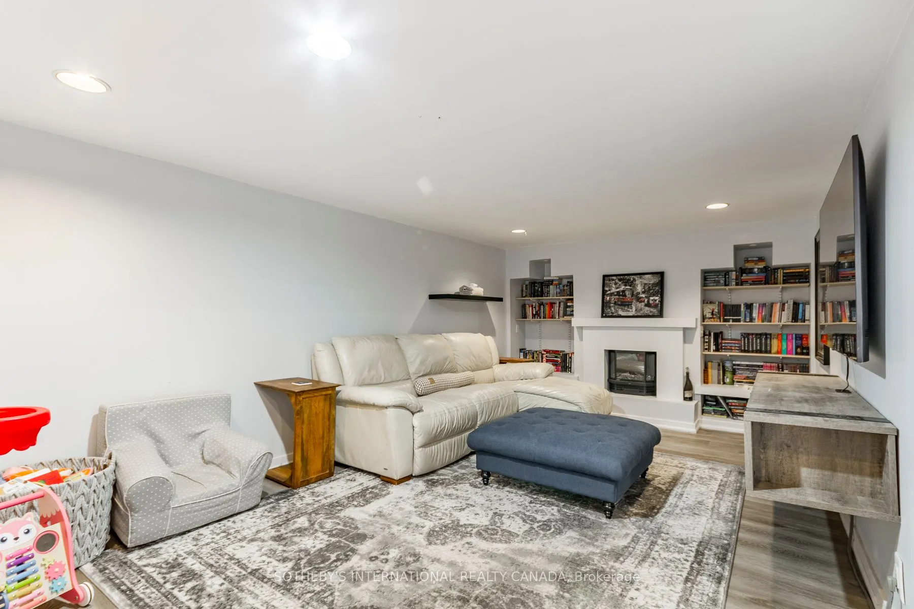 51 Broadfield Drive